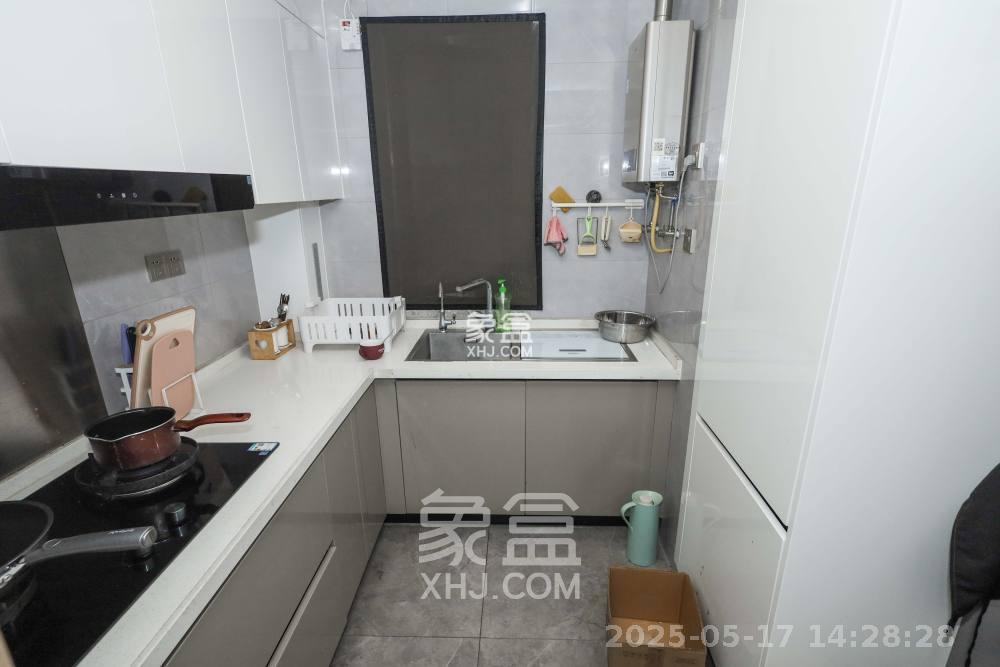 中国铁建湘语梅溪  3室2厅2卫   3300.00元/月室内图