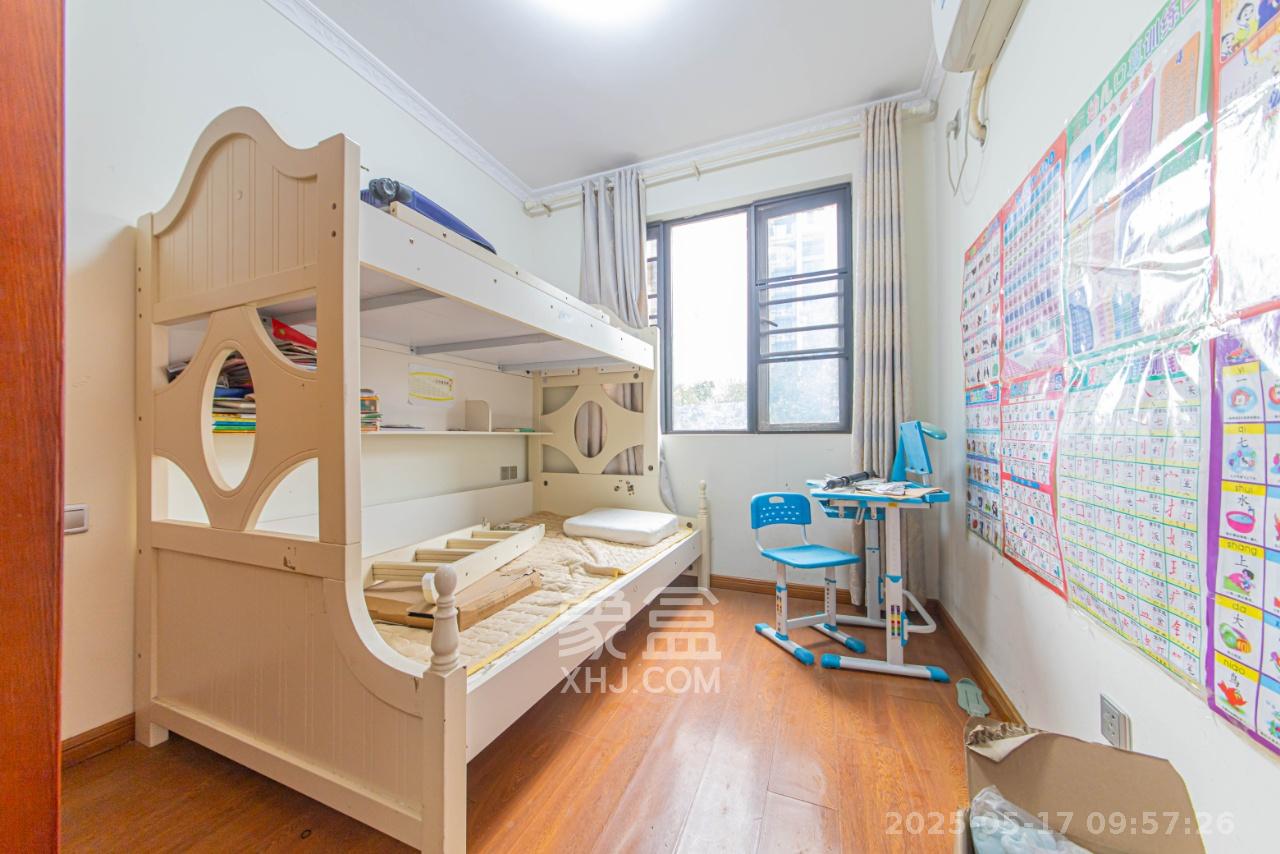 中信凯旋城(中信新城四期) 3室2厅1卫 2200.0元/月 中信凯旋城(中信新城四期) 3室2厅1卫 2200.0元/月室内图