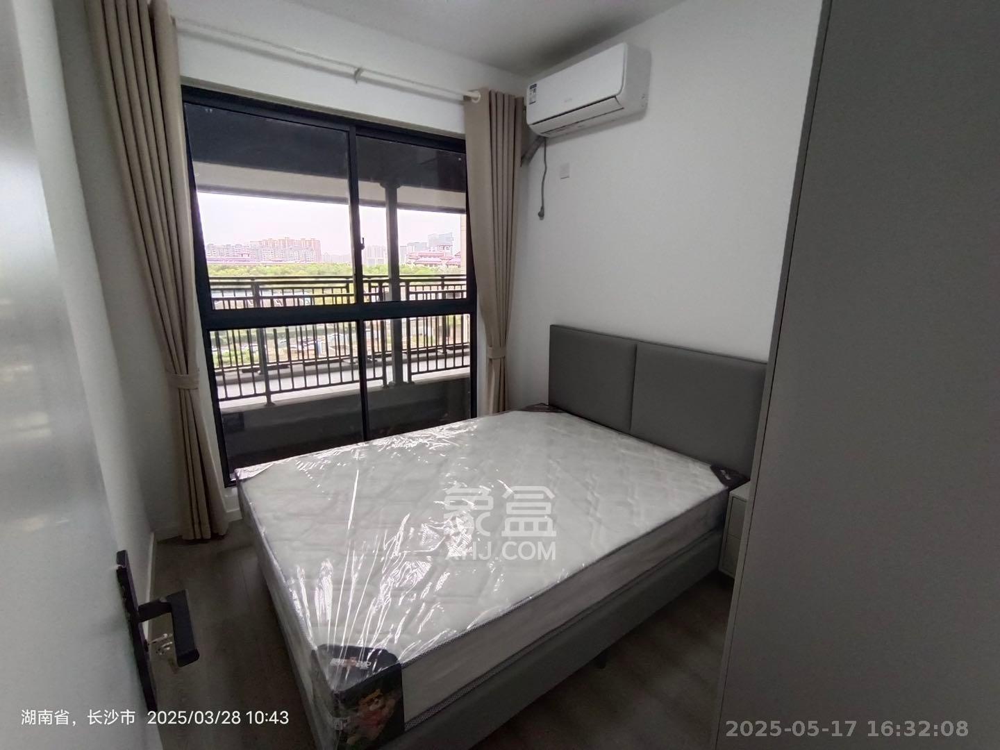 卓越伊景苑  3室2厅2卫   2800.00元/月室内图