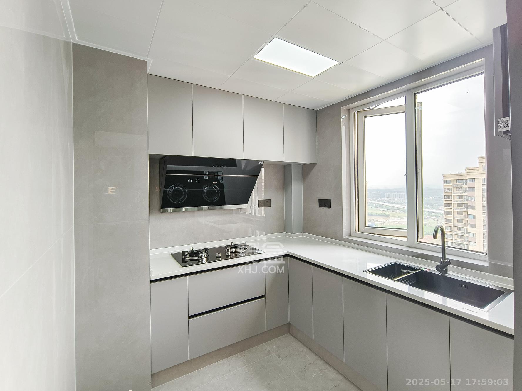 保利香槟国际 4室2厅2卫 99.8万 保利香槟国际 4室2厅2卫 99.8万厨房