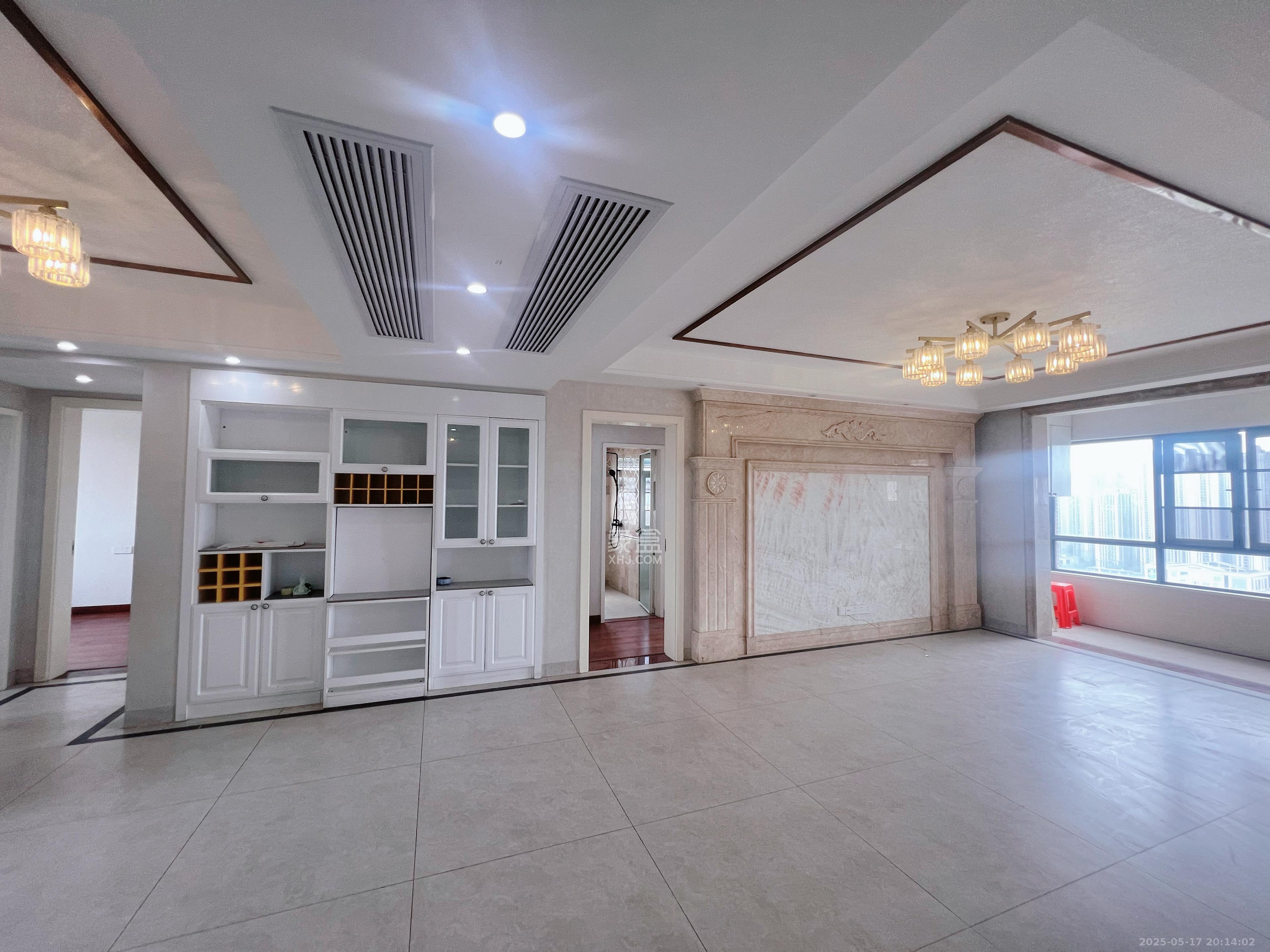 东之阳芙蓉国际  4室2厅2卫    76.8万 东之阳芙蓉国际  4室2厅2卫    76.8万室内图