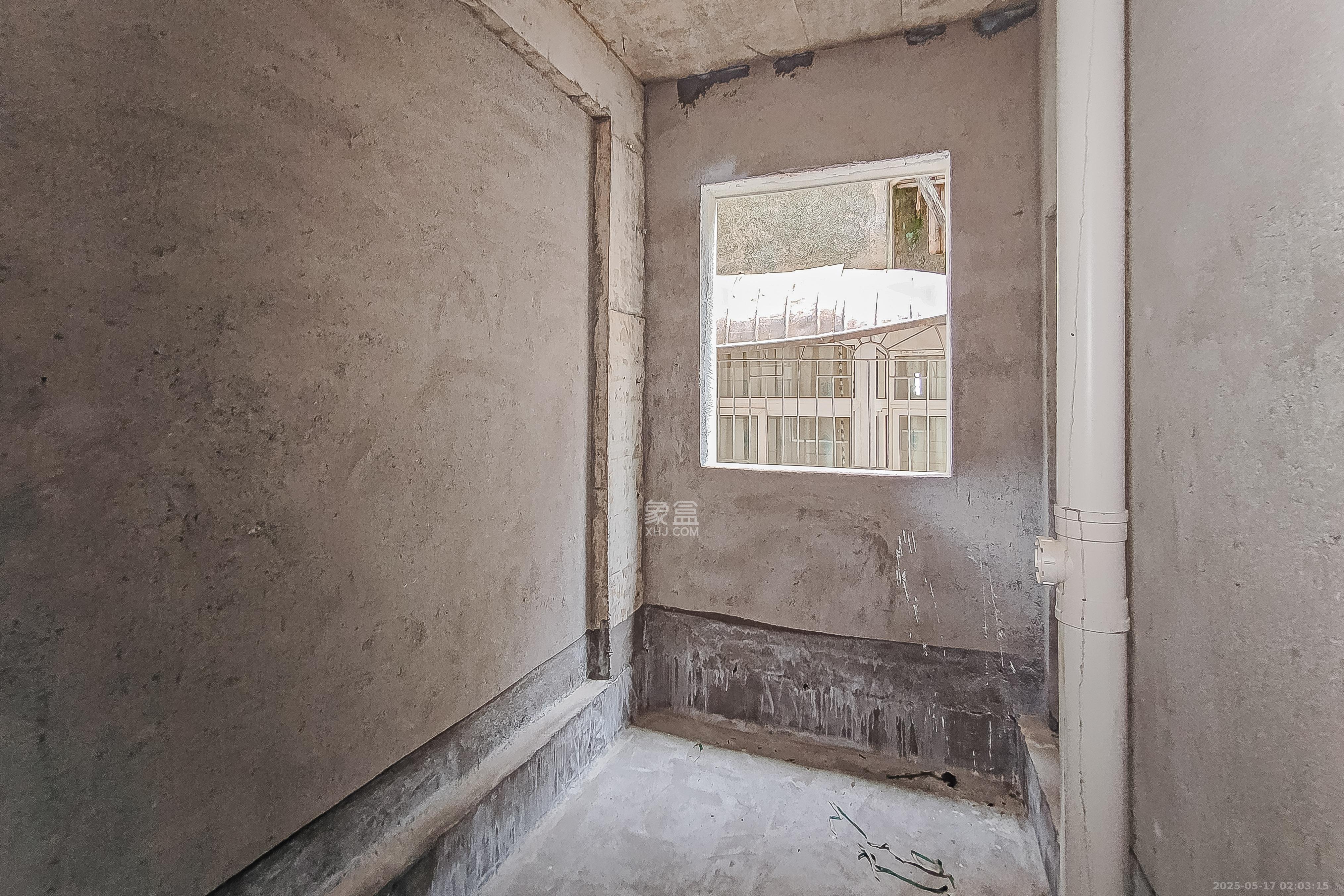 湖南石油化学工业局小区(侯家塘化工厅) 4室2厅1卫 109.0万 湖南石油化学工业局小区(侯家塘化工厅) 4室2厅1卫 109.0万卫生间