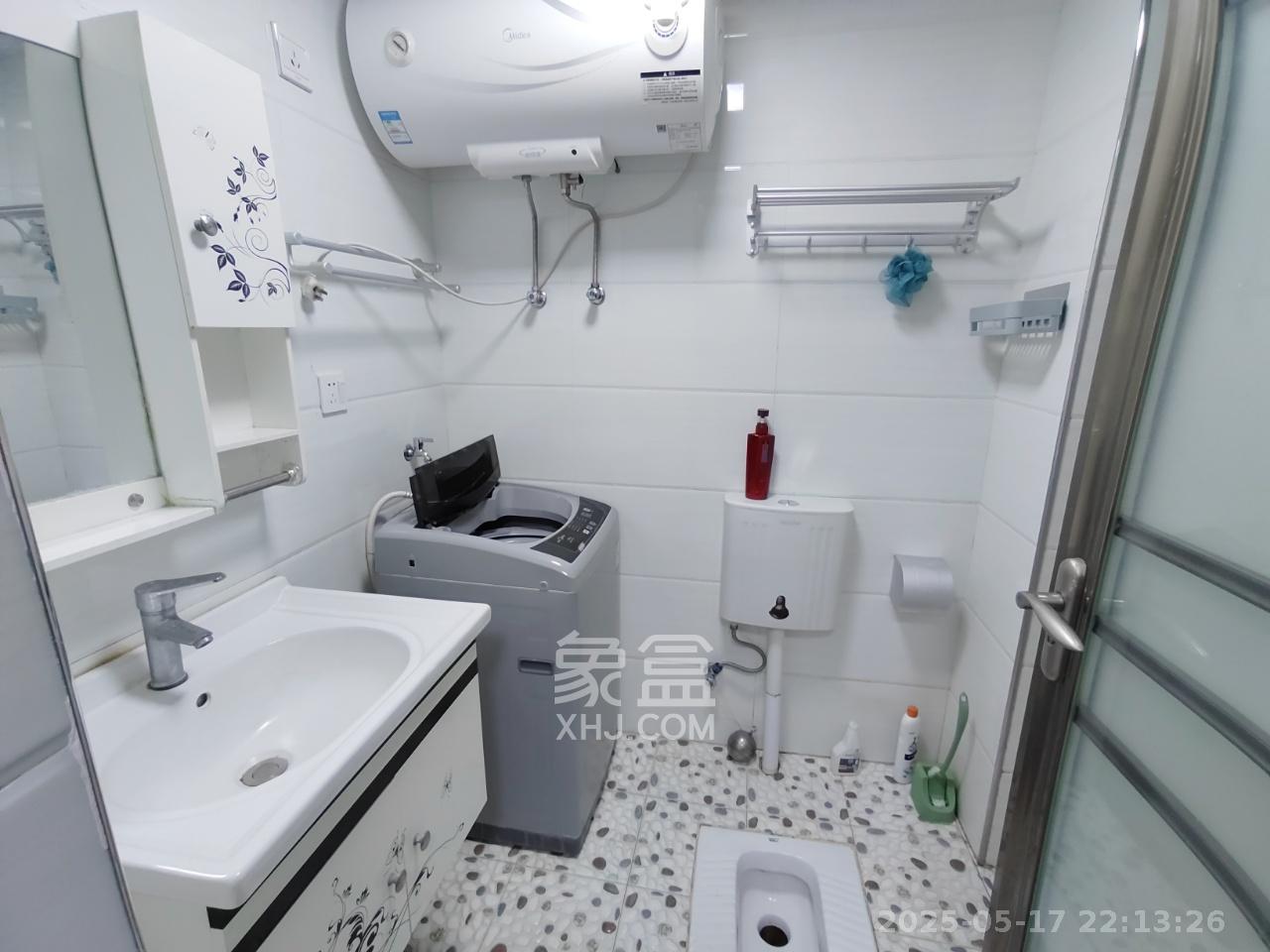 达美D6区  1室1厅1卫   1500.00元/月室内图