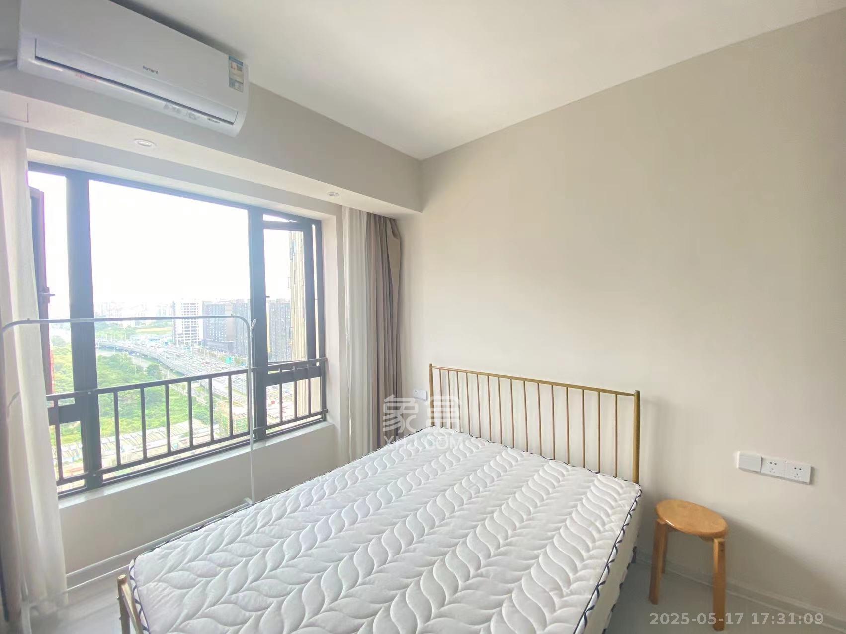 龙湖春江悦茗  1室1厅1卫   1300.00元/月室内图
