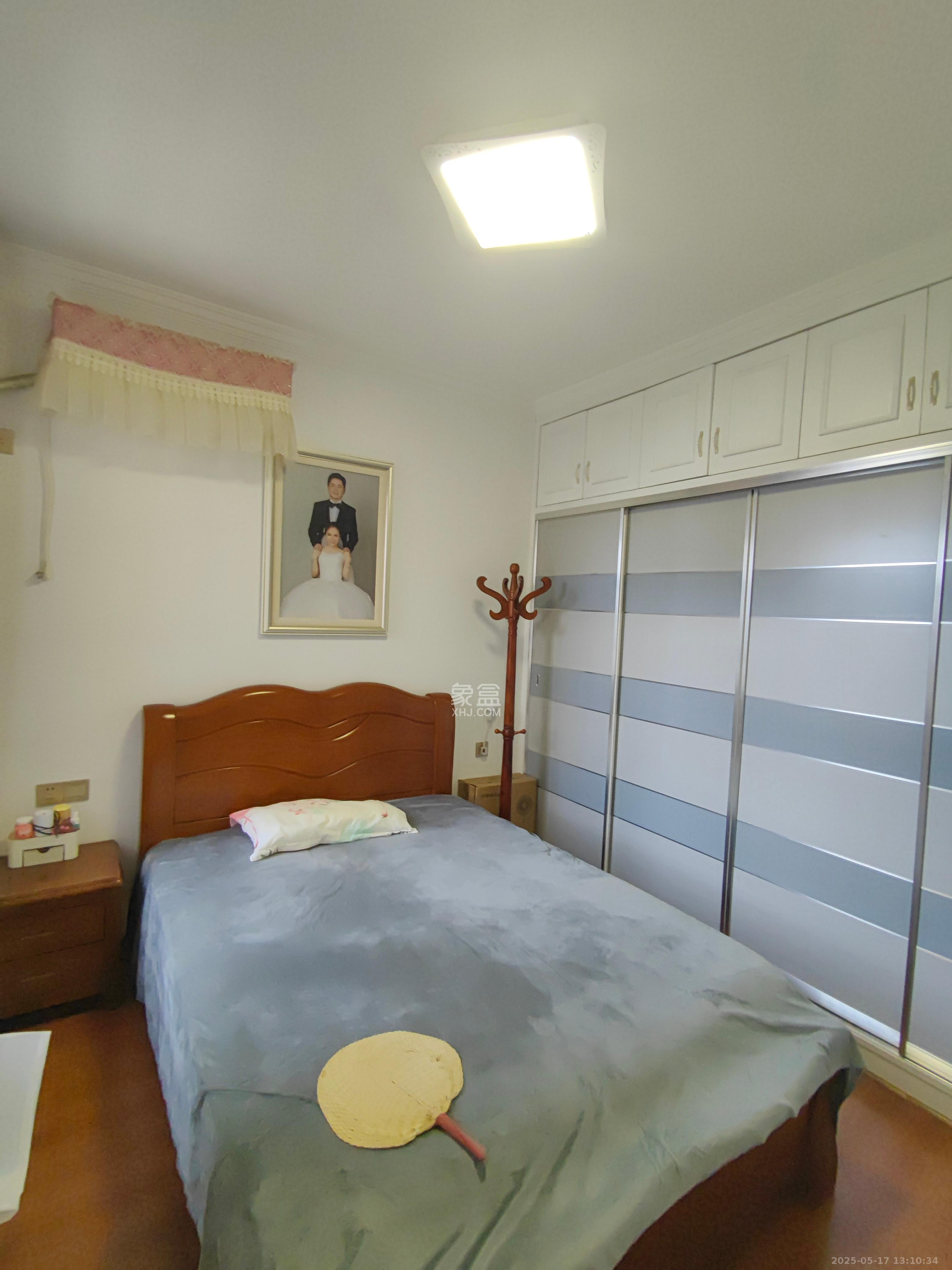 联诚现代城  3室2厅1卫   1500.00元/月室内图1