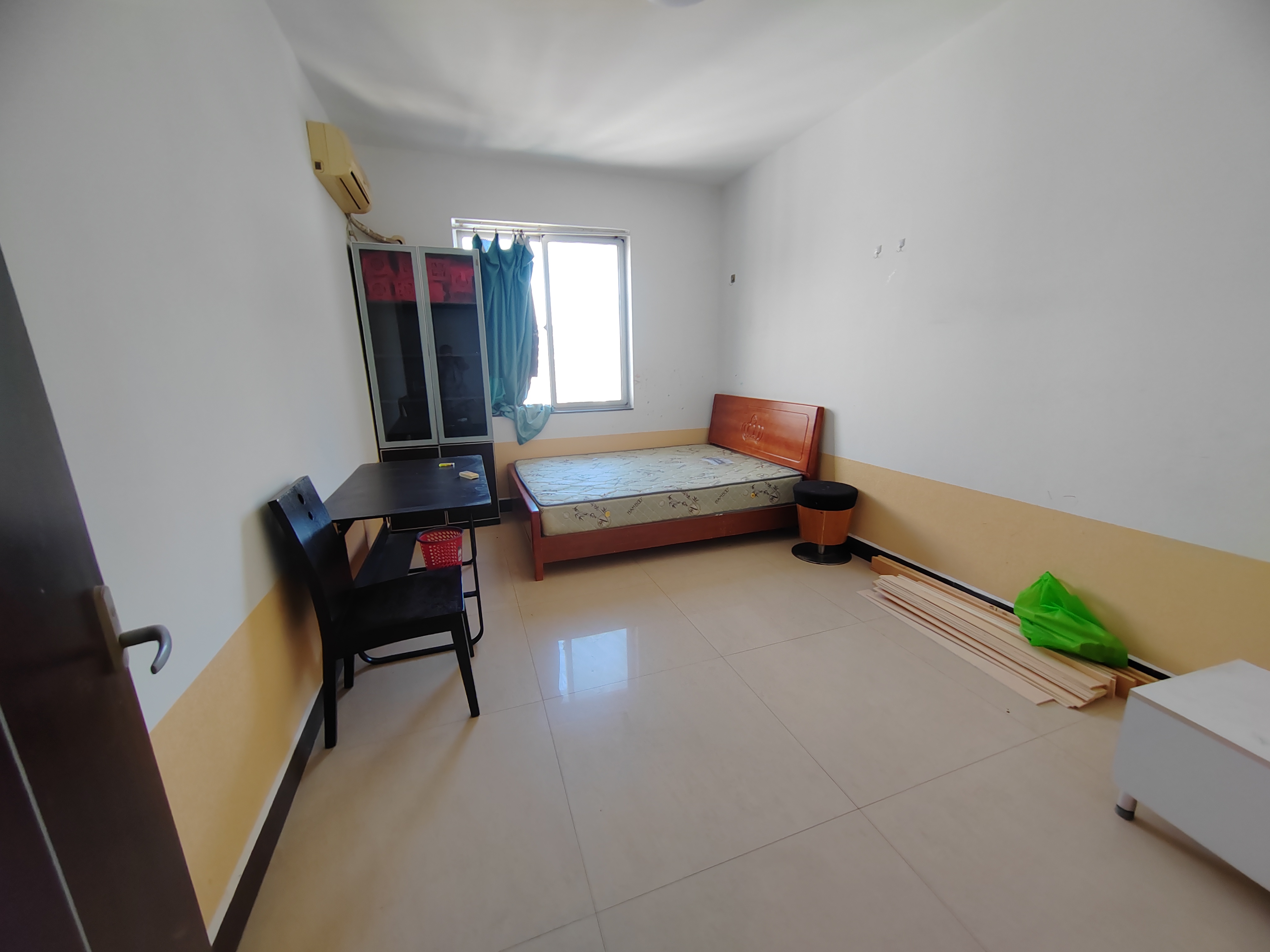 城中城 3室2厅2卫 3100.0元/月 城中城 3室2厅2卫 3100.0元/月室内图