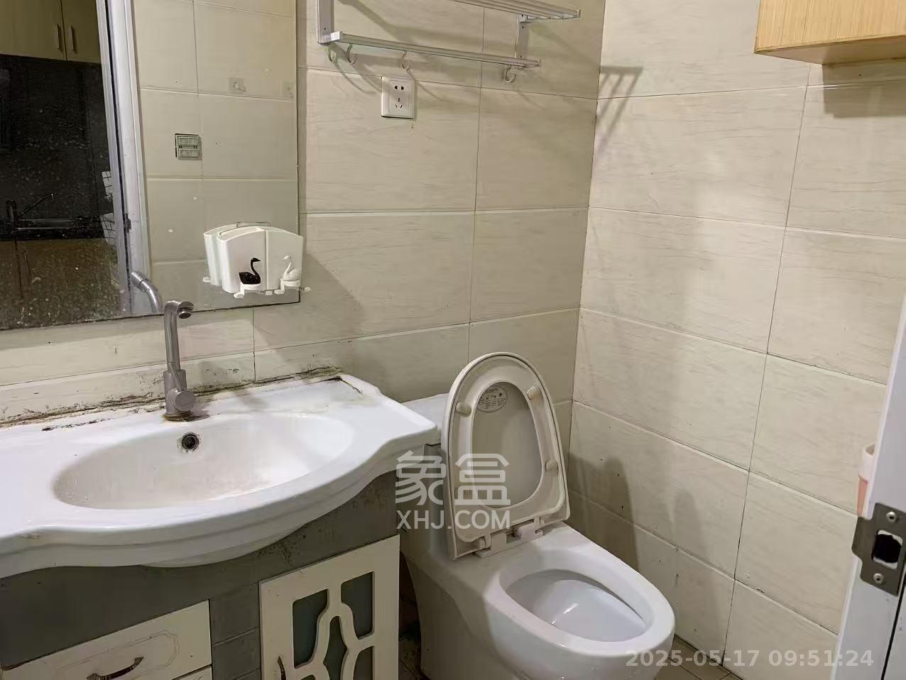 晶都公馆 1室0厅1卫 900.0元/月 晶都公馆 1室0厅1卫 900.0元/月室内图