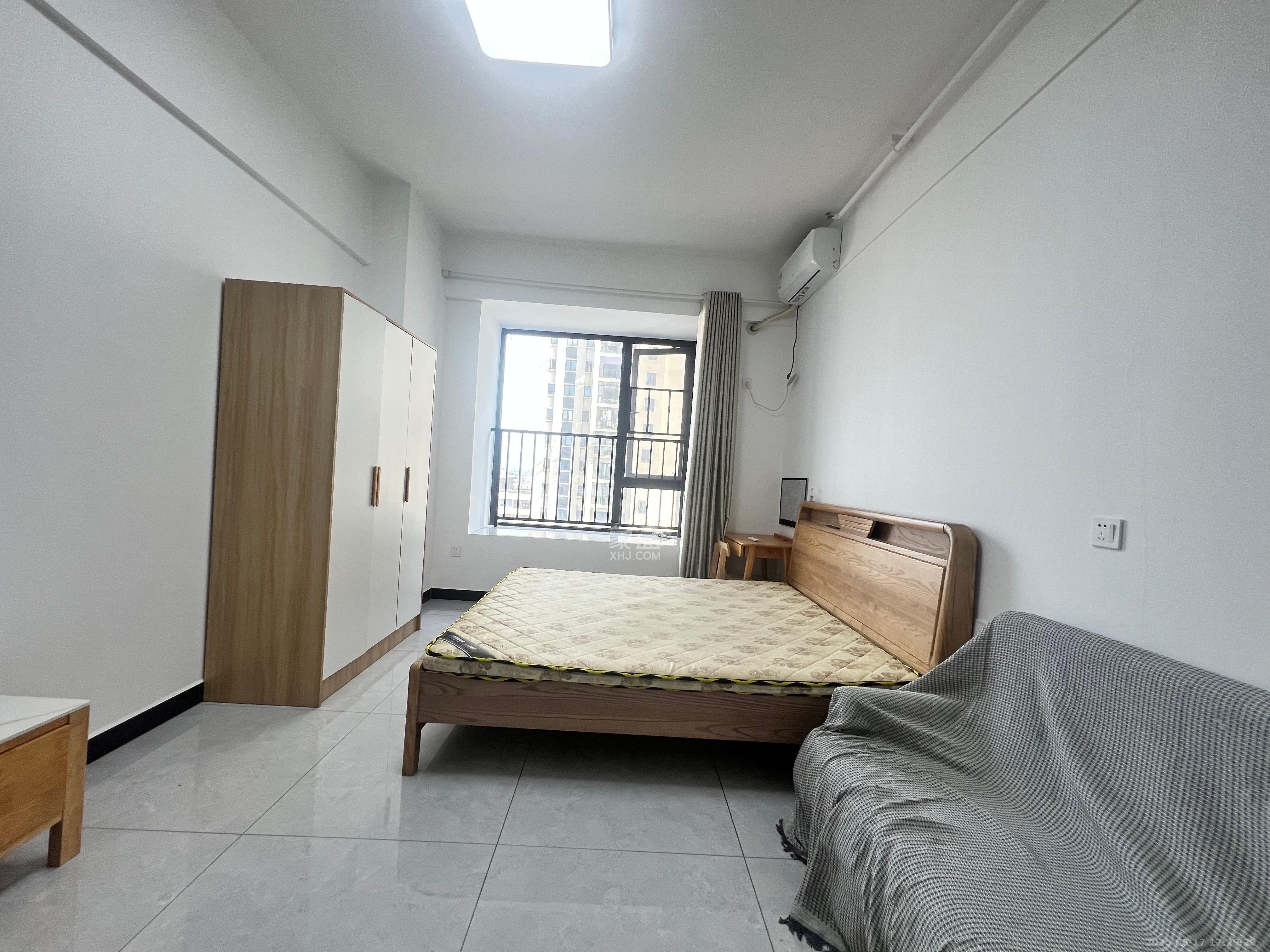 金科天悦(金科美邻汇)  1室1厅1卫    1150.0元/月 金科天悦(金科美邻汇)  1室1厅1卫    1150.0元/月