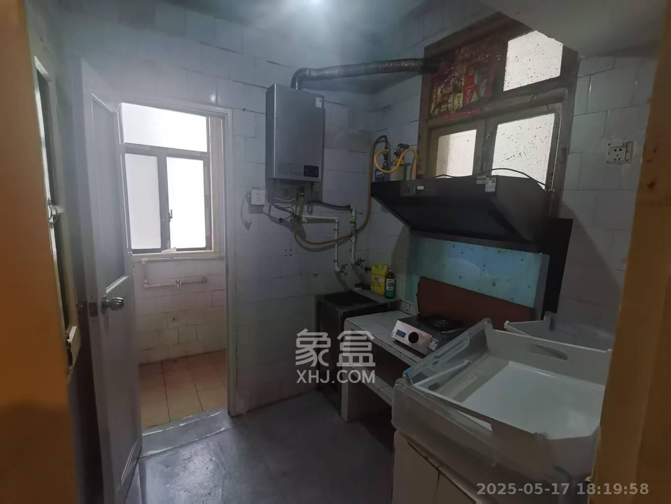 长橡宿舍  1室1厅1卫   1000.00元/月室内图