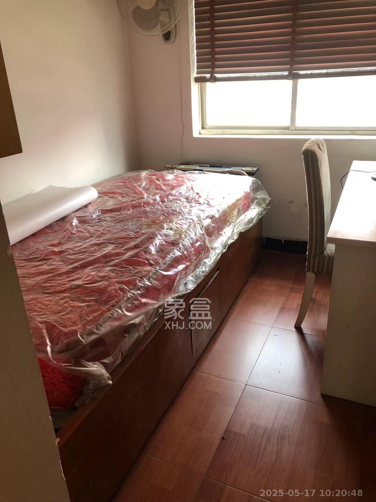 金鹰小区  3室2厅2卫   2560.00元/月室内图