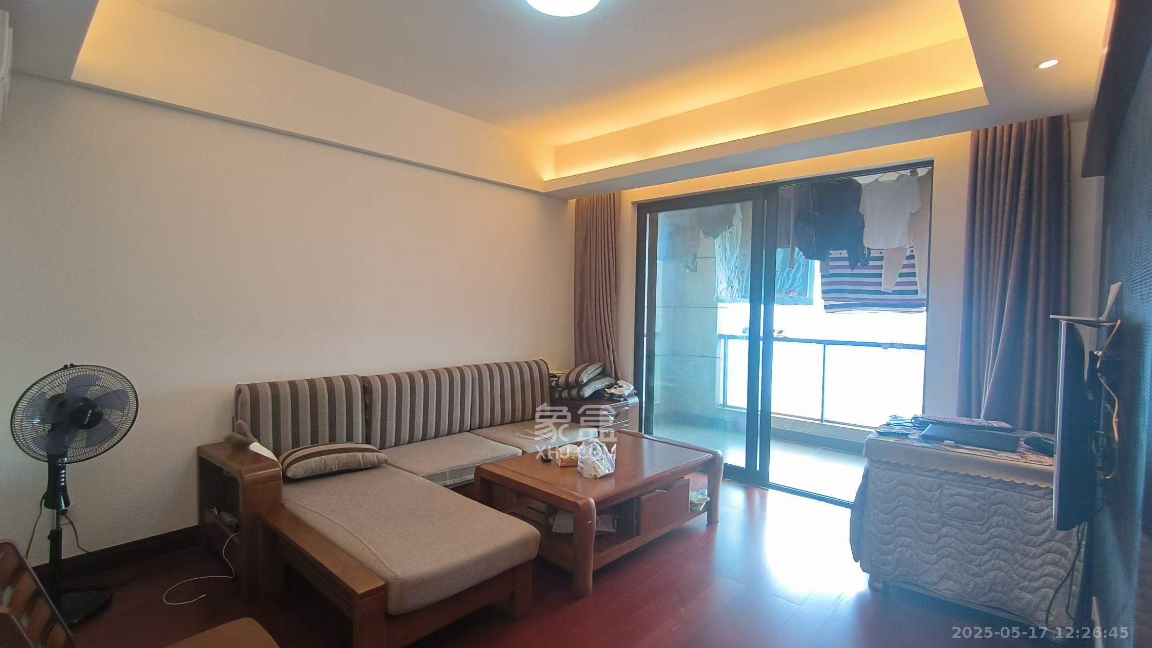 复地崑玉国际一期  2室2厅1卫    3800.0元/月 复地崑玉国际一期  2室2厅1卫    3800.0元/月室内图