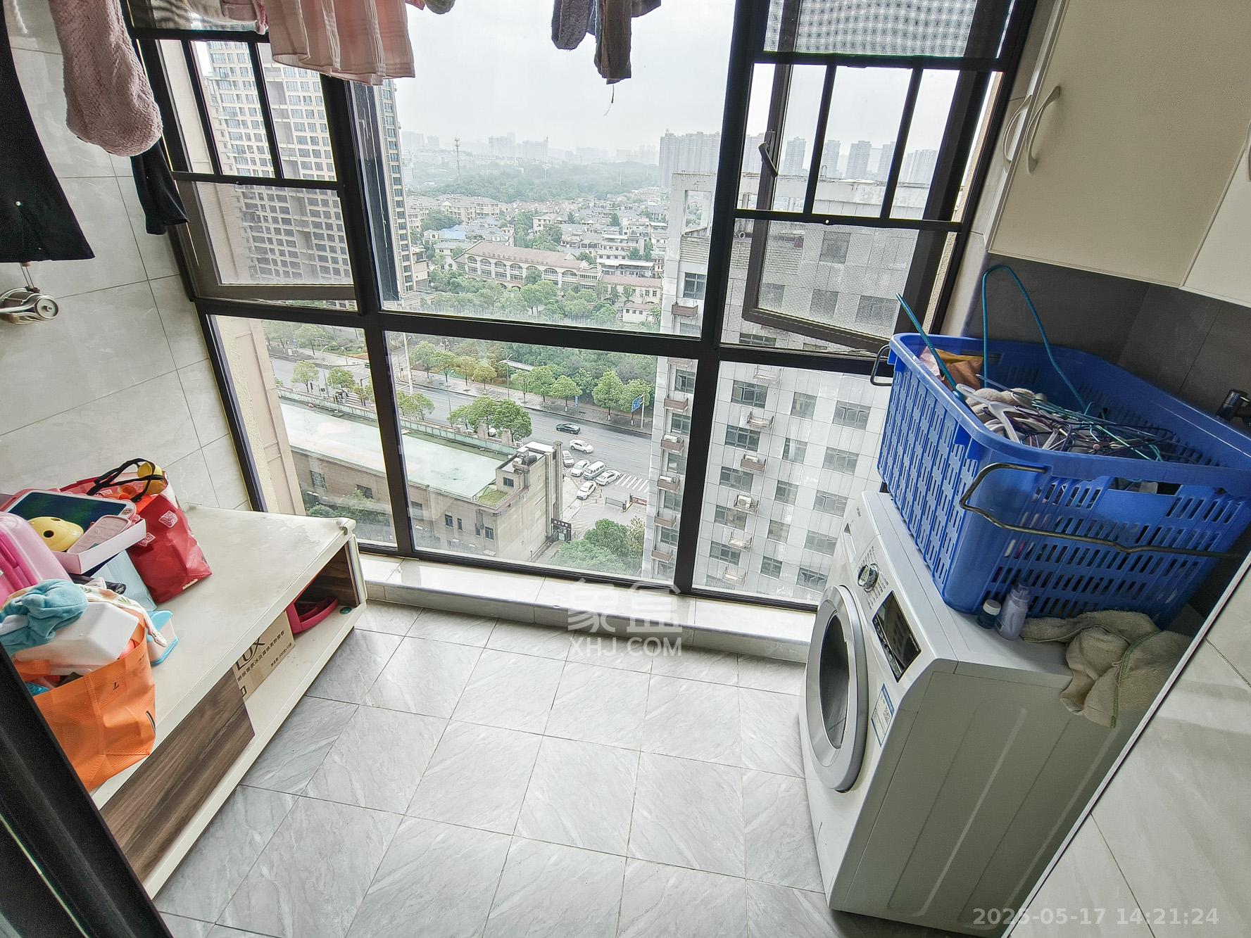 星城春晓 2室2厅1卫 65.0万 星城春晓 2室2厅1卫 65.0万阳台