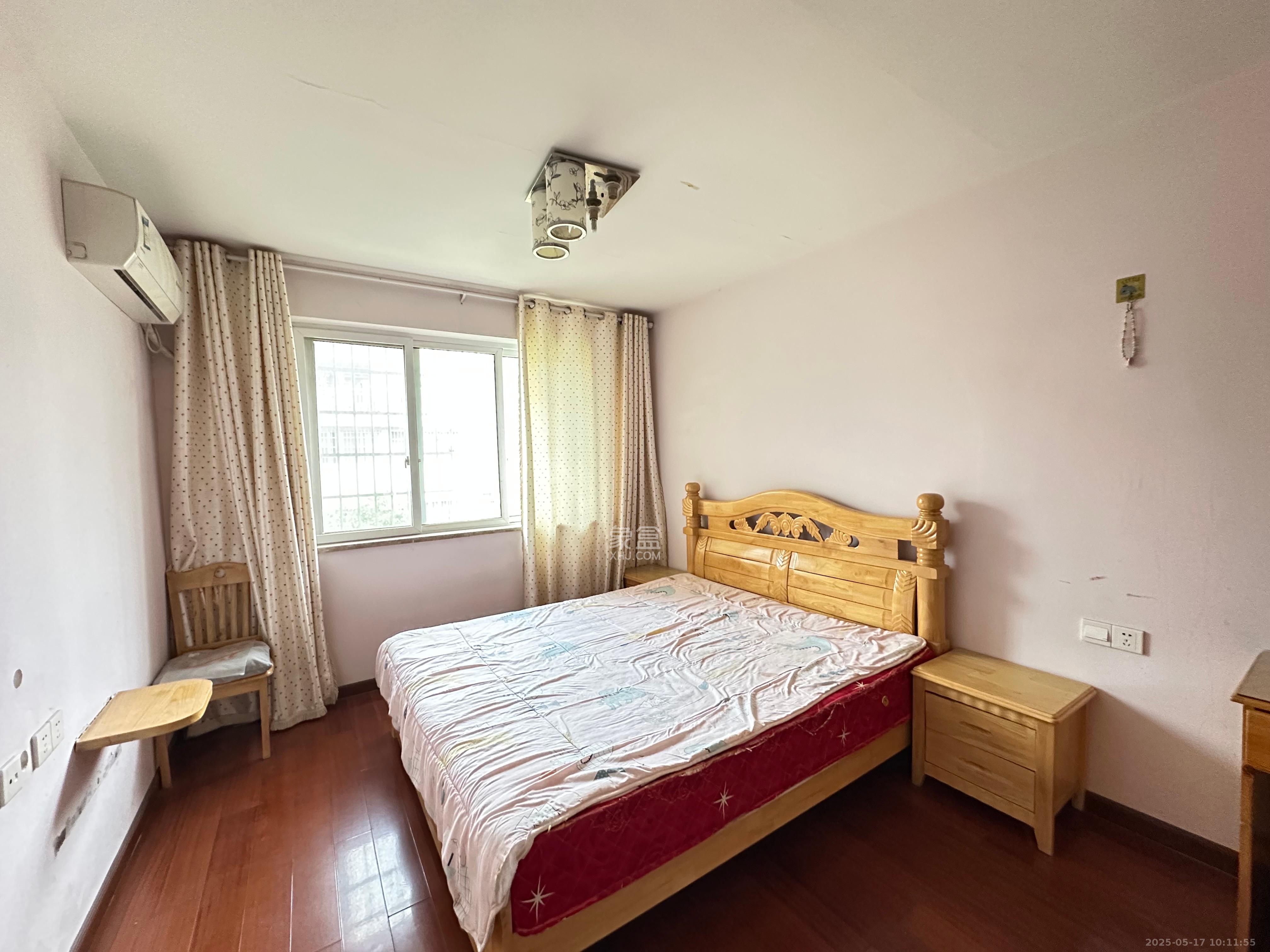 鄱阳小区  3室2厅1卫    1300.0元/月室内图