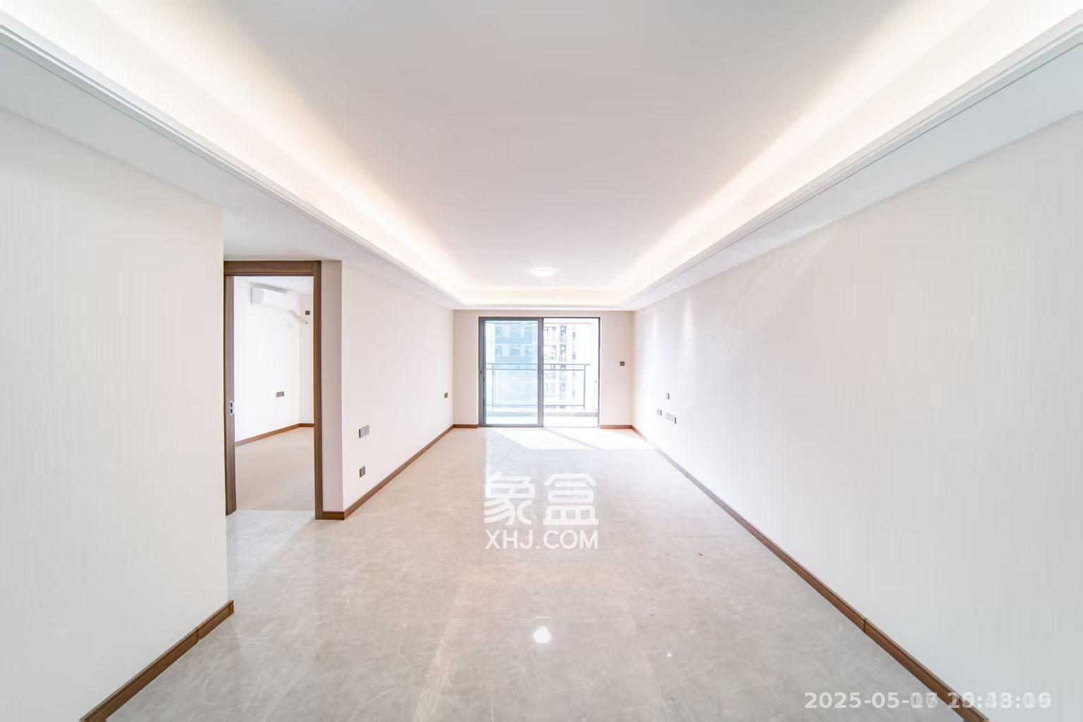 卓越洋湖晴翠 3室2厅2卫 3500.0元/月 卓越洋湖晴翠 3室2厅2卫 3500.0元/月室内图