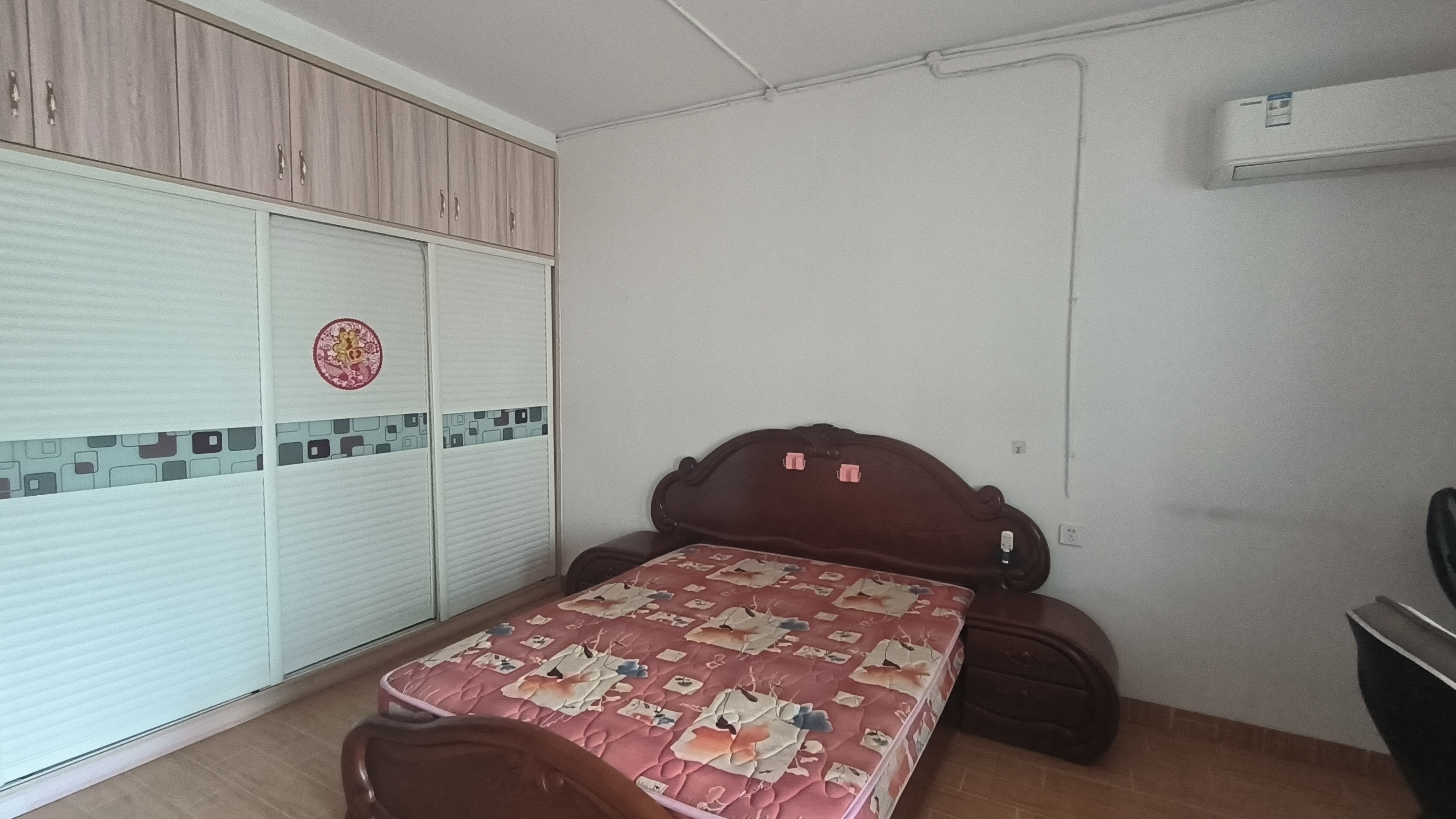 立新一小区 1室0厅0卫 800.0元/月 立新一小区 1室0厅0卫 800.0元/月室内图