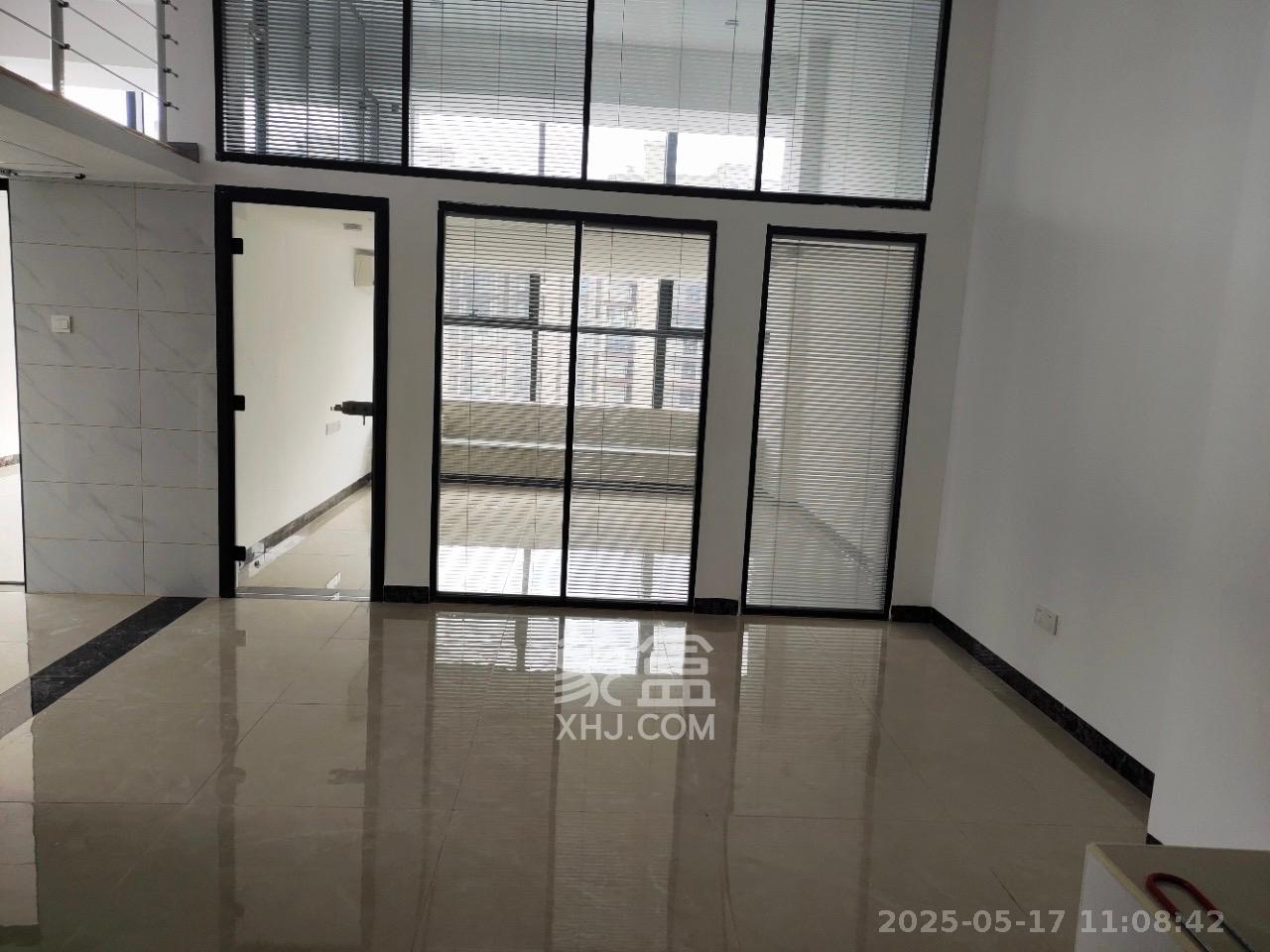 裕天国际商汇中心 1室1厅1卫 2800.0元/月 裕天国际商汇中心 1室1厅1卫 2800.0元/月室内图