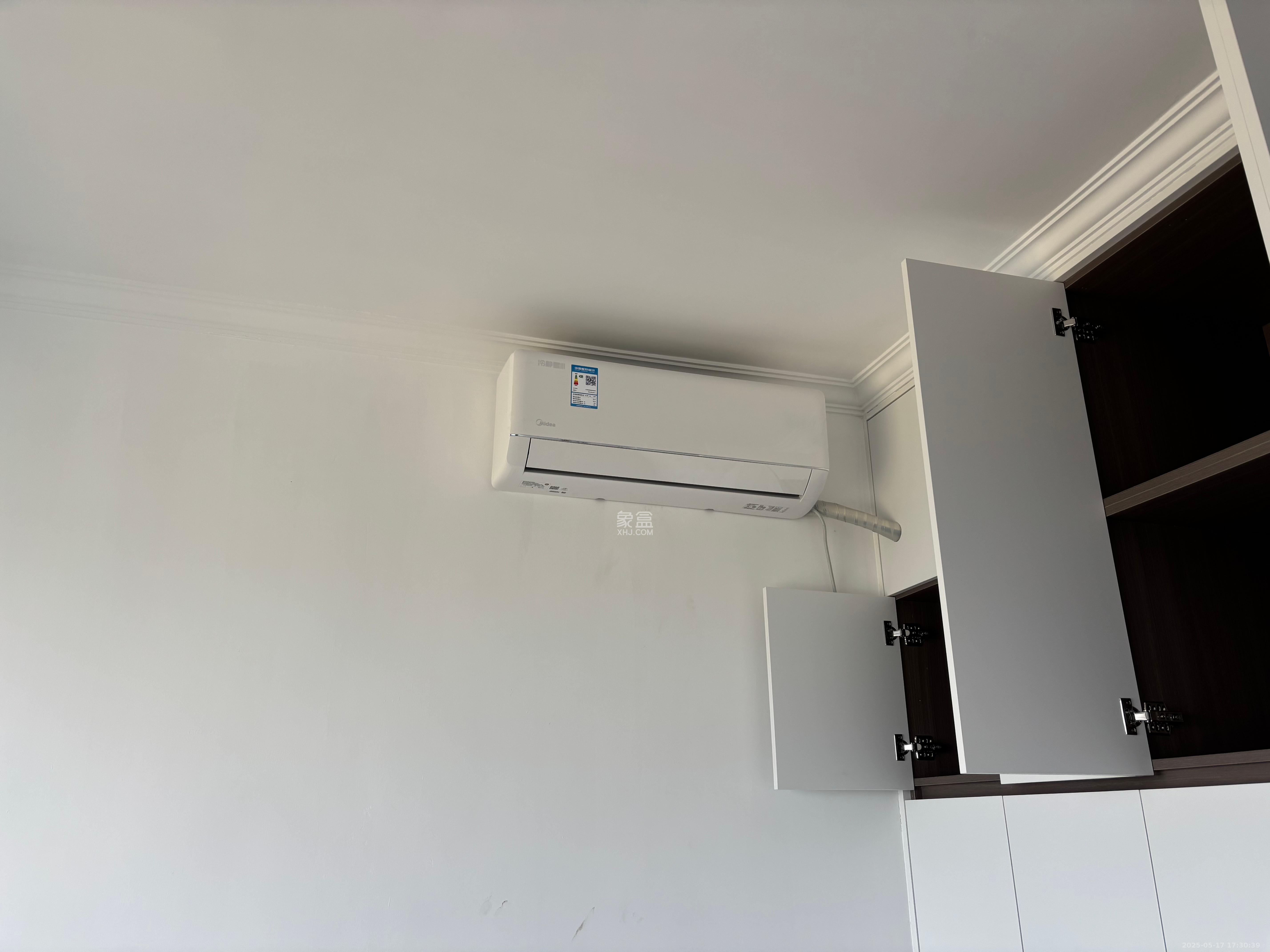 湘荷美苑  3室2厅2卫   2200.00元/月室内图