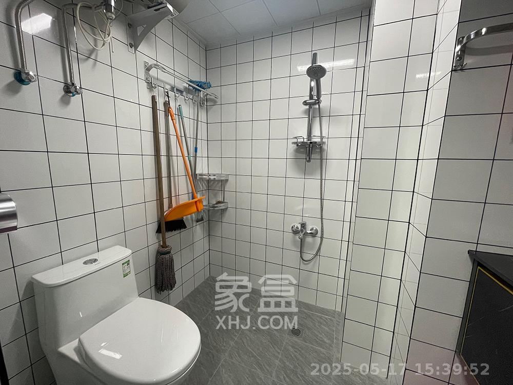 威尔士春天  1室1厅1卫    1800.0元/月室内图