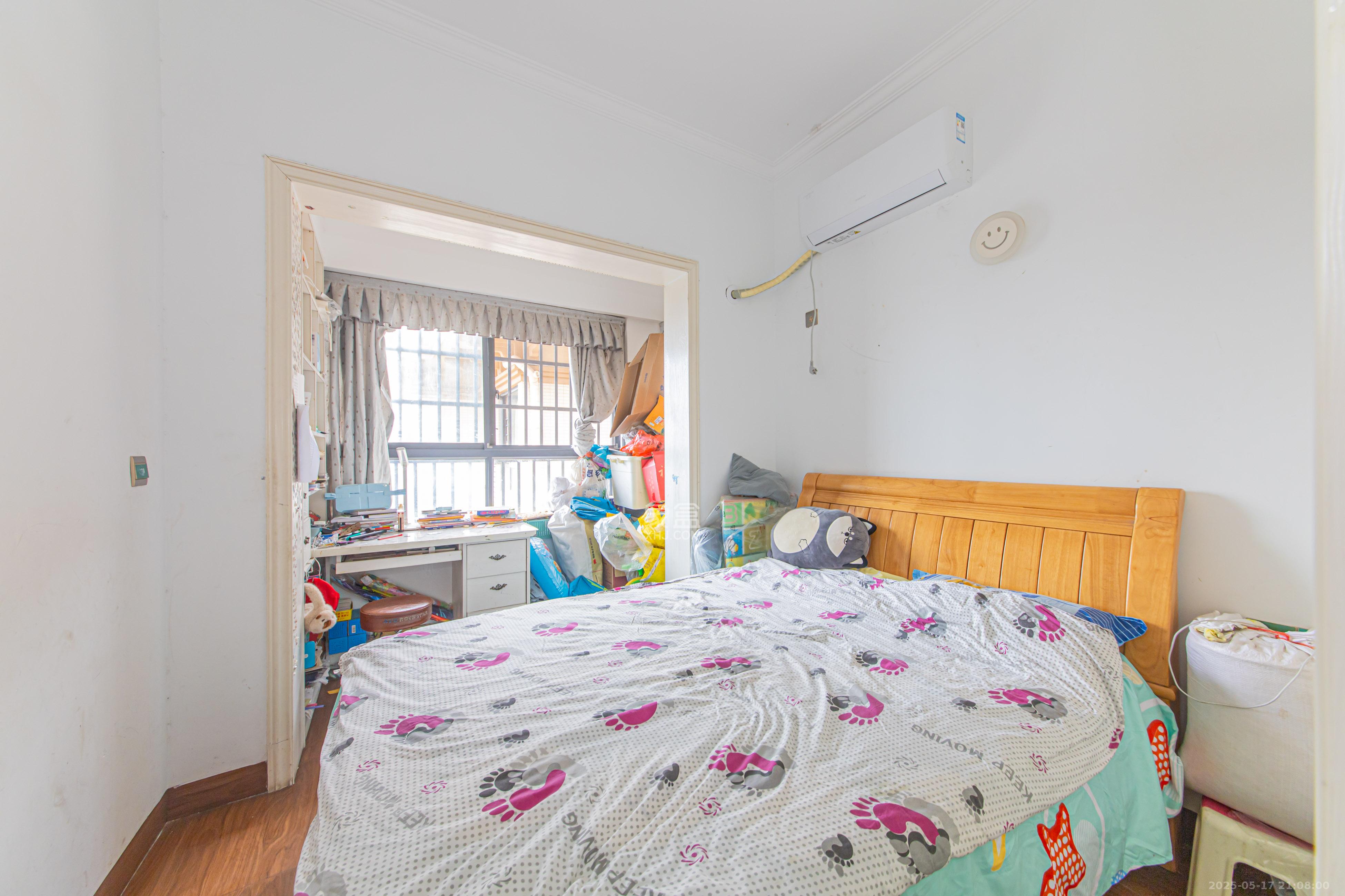 中建芙蓉嘉苑 3室2厅2卫 100.0万 中建芙蓉嘉苑 3室2厅2卫 100.0万卧室