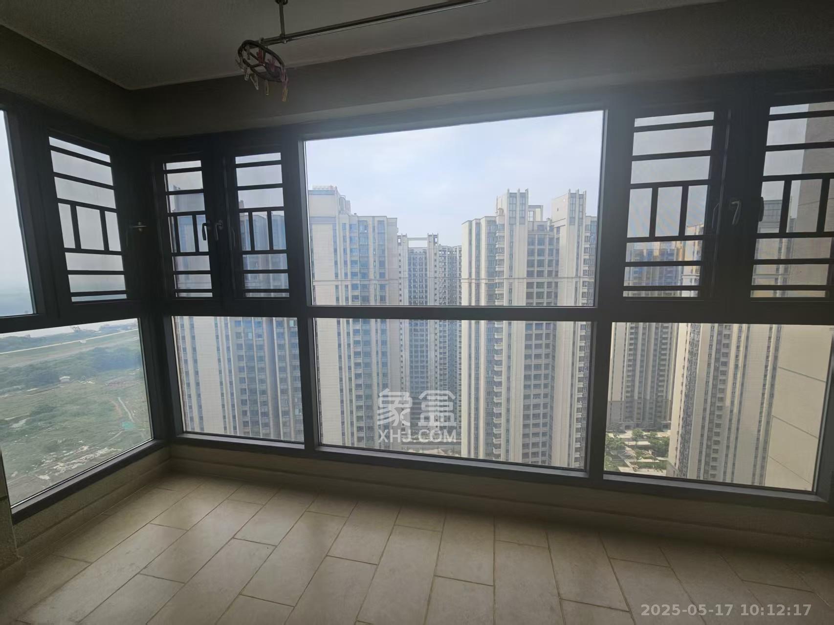 恒大御景半岛 4室2厅1卫 70.0万 恒大御景半岛 4室2厅1卫 70.0万室内图