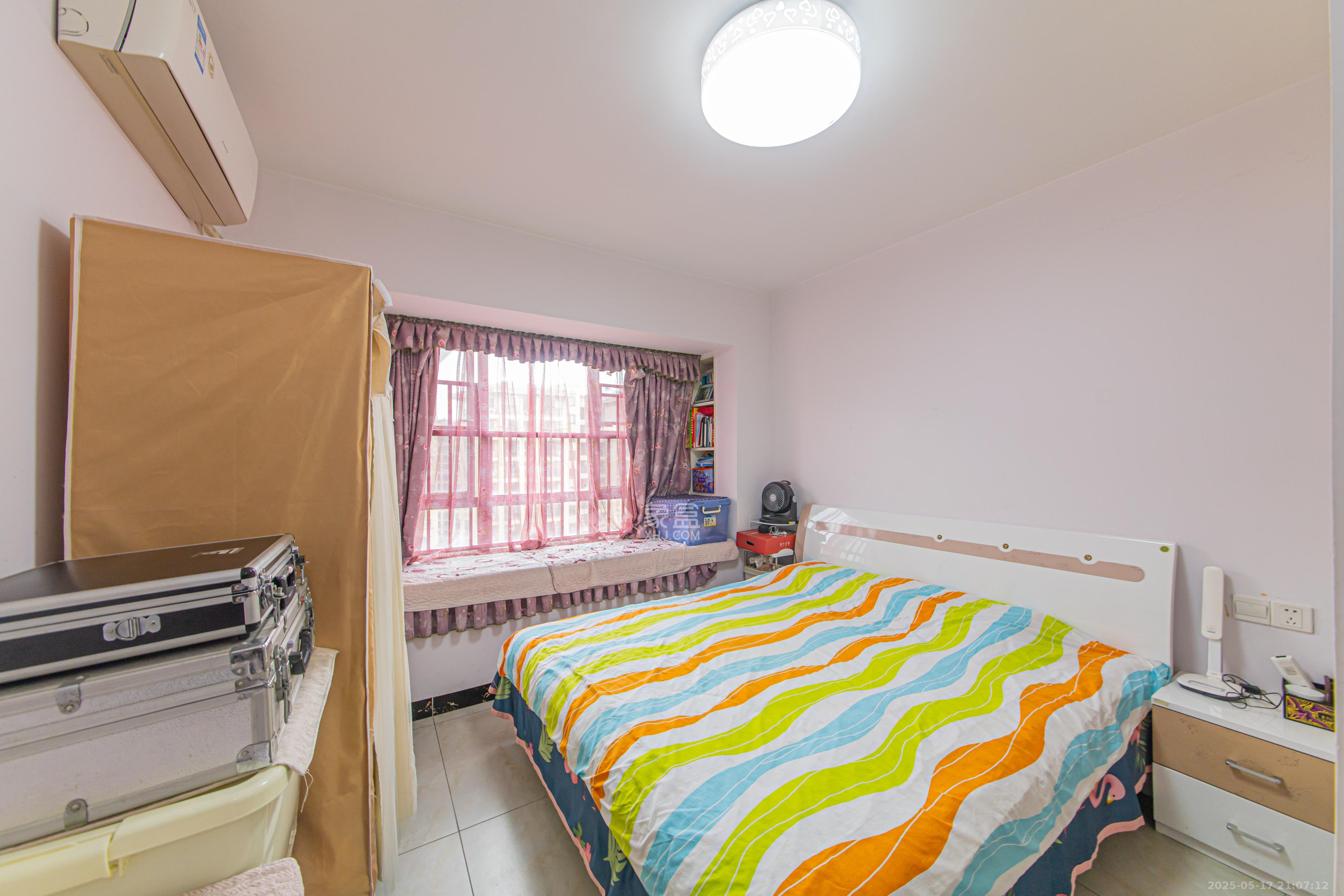 中建芙蓉嘉苑  2室2厅1卫    80.0万 中建芙蓉嘉苑  2室2厅1卫    80.0万卧室