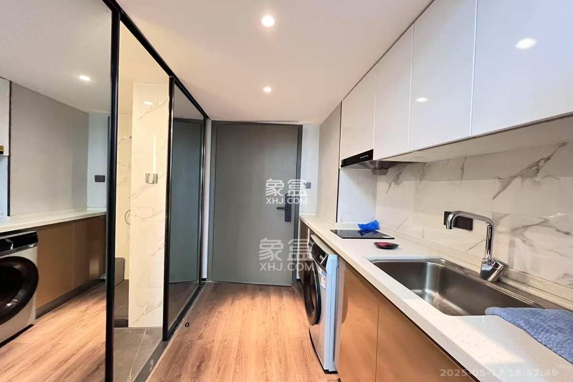 达美寰宇中心 2室1厅1卫 3500.0元/月 达美寰宇中心 2室1厅1卫 3500.0元/月室内图