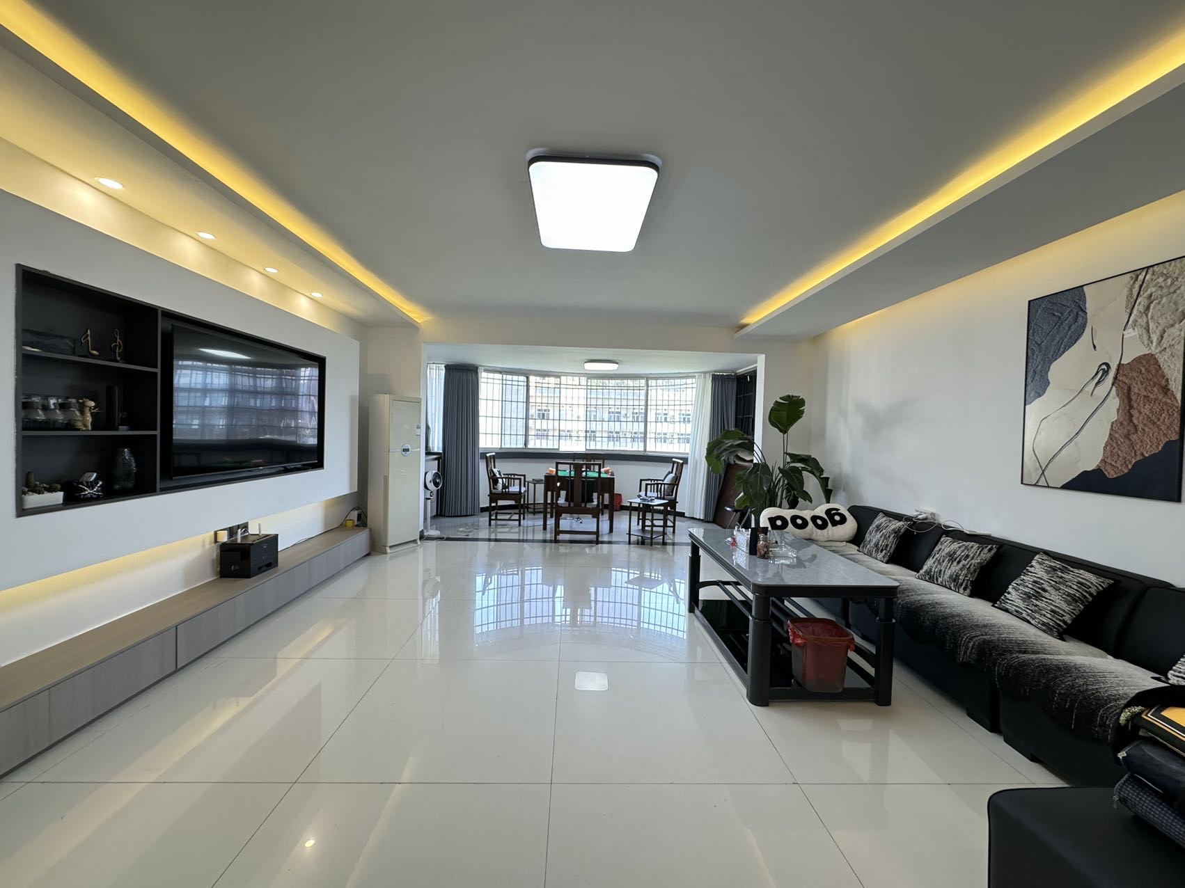 宏力大厦(宏历商业广场) 4室2厅1卫 2700.00元/月 宏力大厦(宏历商业广场) 4室2厅1卫 2700.00元/月室内图