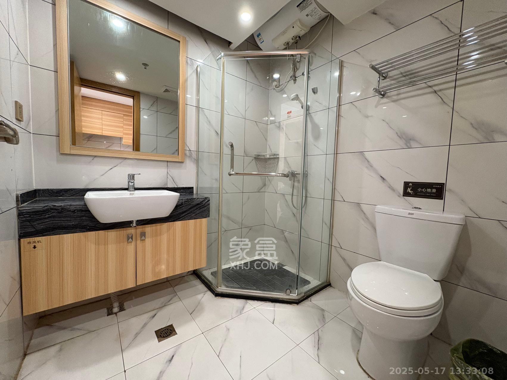 众东国际 1室0厅0卫 2650.0元/月 众东国际 1室0厅0卫 2650.0元/月室内图