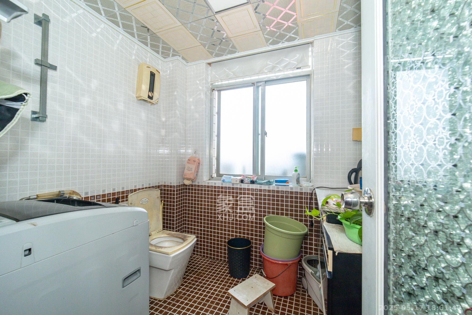 星沙六区  1室0厅0卫    89.8万 星沙六区  1室0厅0卫    89.8万卫生间