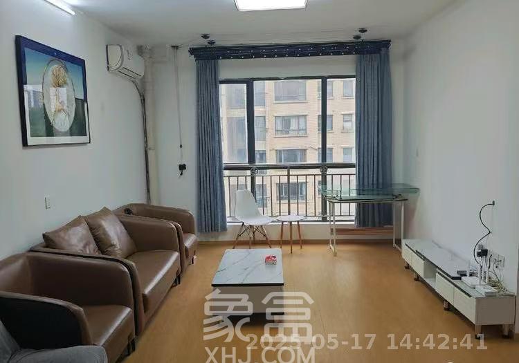 长盛岚庭  3室2厅2卫   2300.00元/月室内图