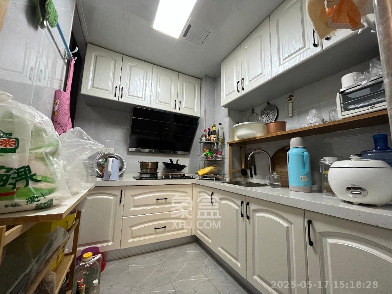 融创融公馆(融创臻苑) 2室1厅1卫 1800.0元/月 融创融公馆(融创臻苑) 2室1厅1卫 1800.0元/月室内图