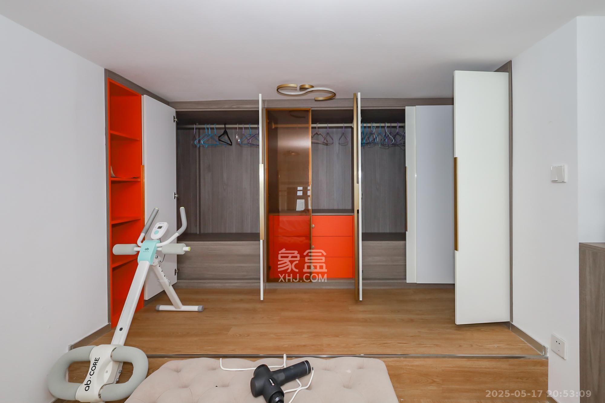 圆泰长沙印  1室0厅0卫    55.0万 圆泰长沙印  1室0厅0卫    55.0万卧室