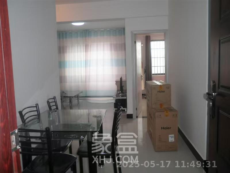 中地凯旋城  1室1厅1卫   1200.00元/月