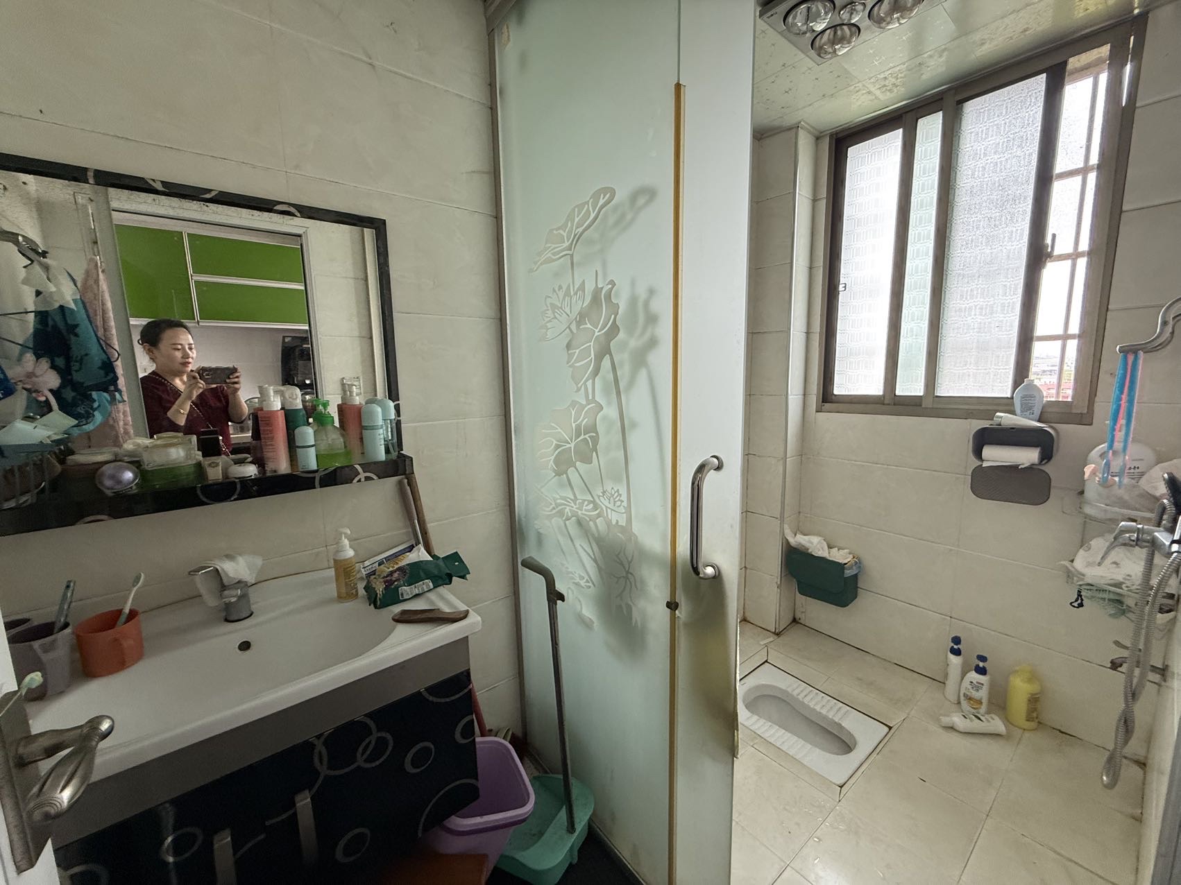 山水绿城  3室2厅2卫    31.8万 山水绿城  3室2厅2卫    31.8万客厅