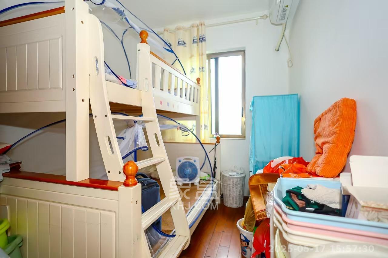 碧桂园威尼斯城  4室2厅1卫    2300.0元/月 碧桂园威尼斯城  4室2厅1卫    2300.0元/月室内图