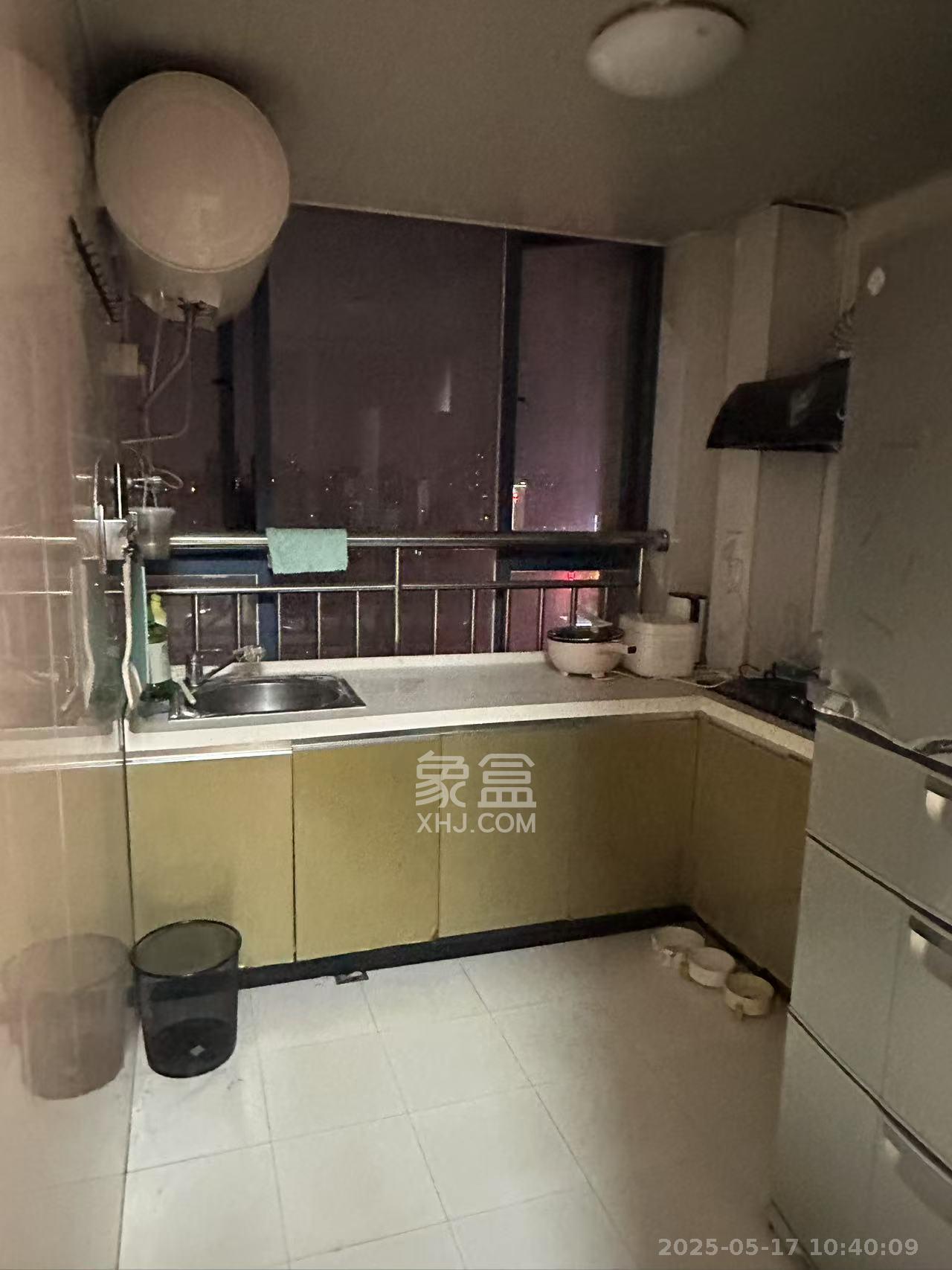 东一国际  2室0厅1卫   1700.00元/月室内图