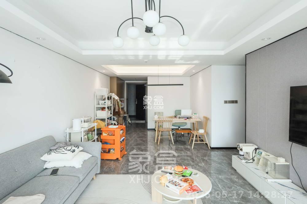 中国铁建湘语梅溪  3室2厅2卫   3300.00元/月