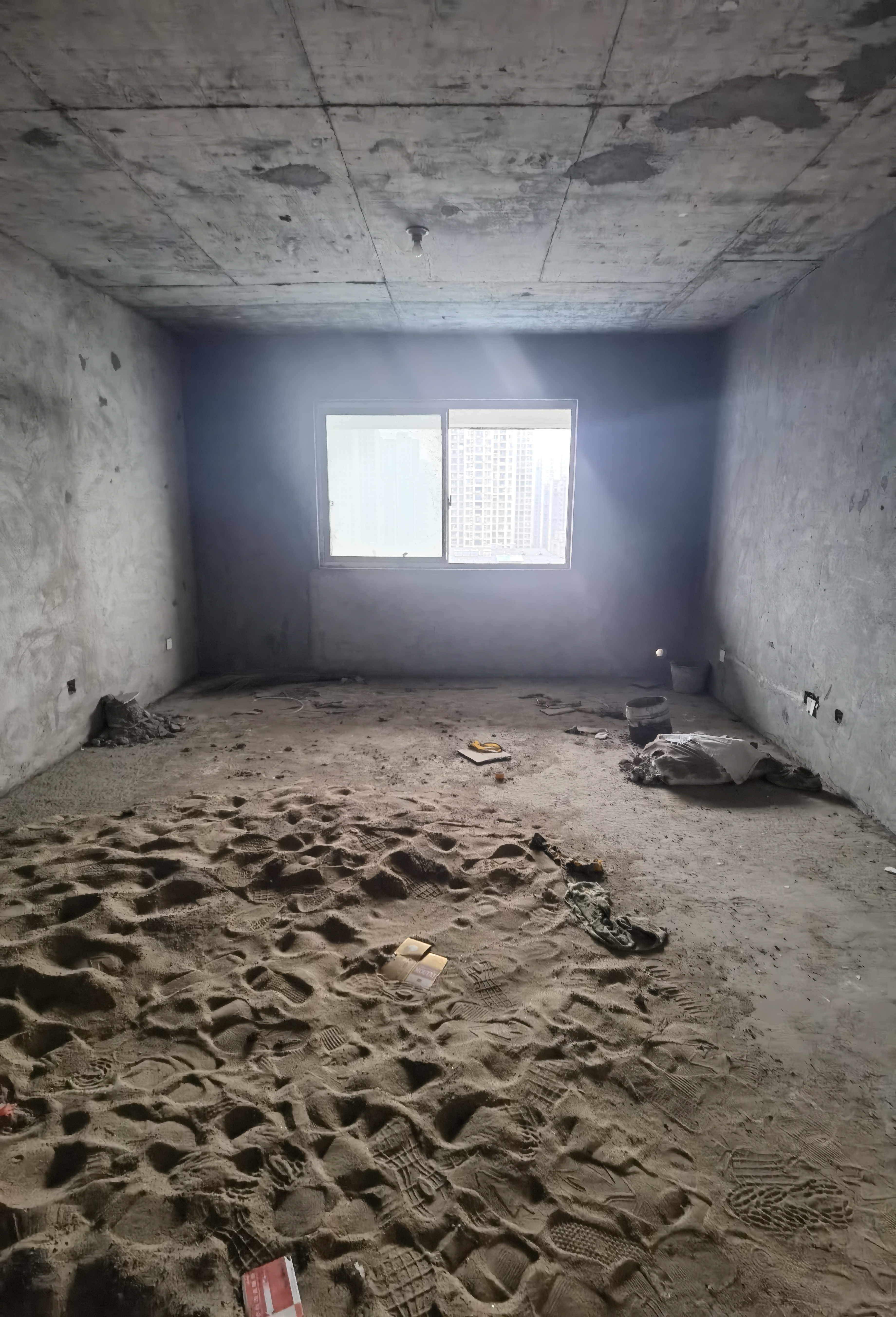 皇城御园 5室2厅2卫 55.8万 皇城御园 5室2厅2卫 55.8万客厅