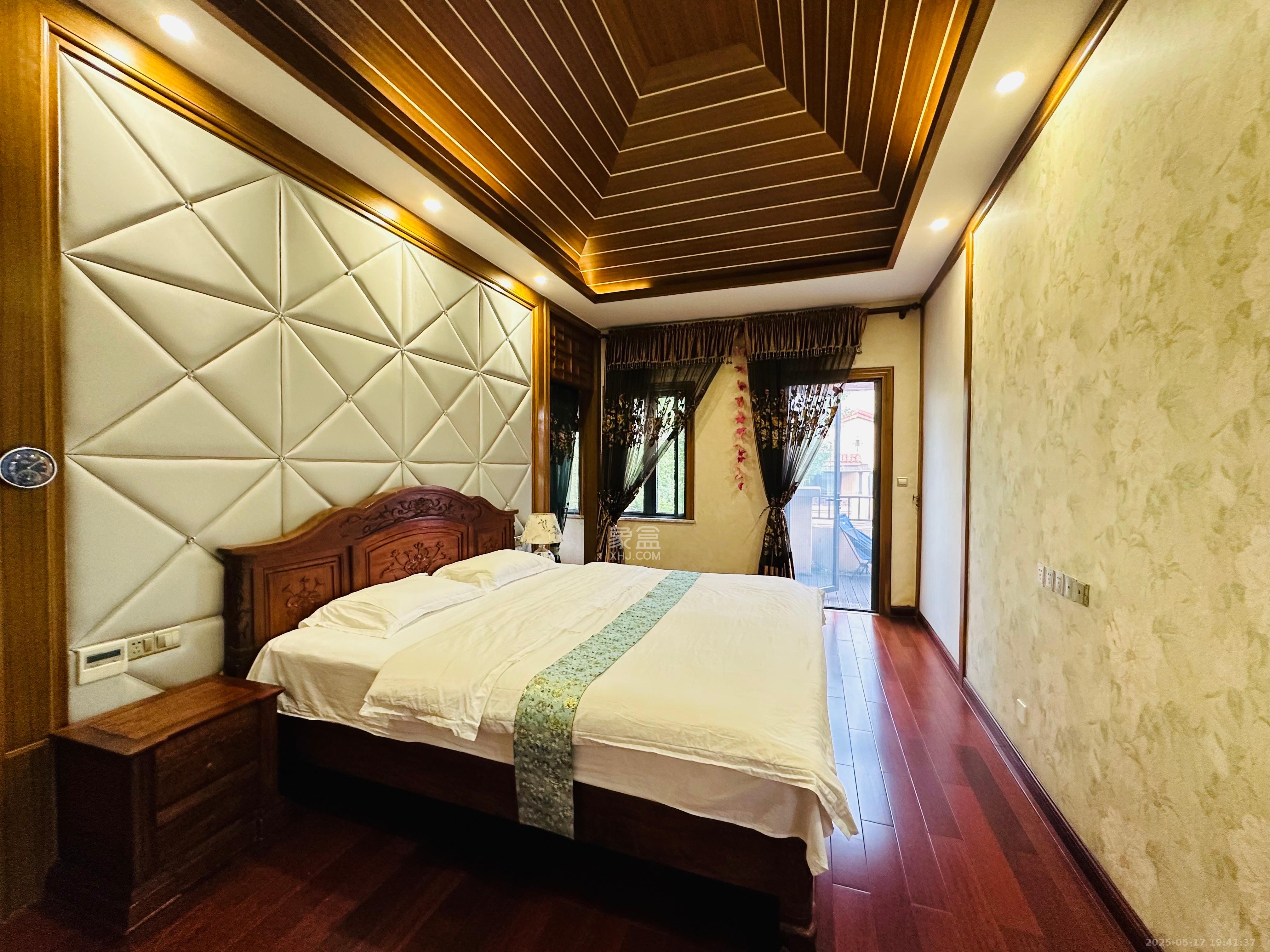 堤亚纳湾(深业沙河城) 8室2厅4卫 16800.0元/月 堤亚纳湾(深业沙河城) 8室2厅4卫 16800.0元/月室内图