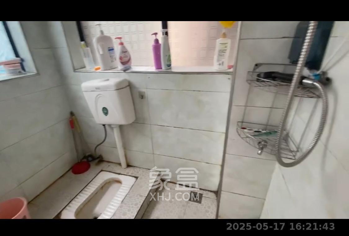 三江花中城 1室1厅1卫 1000.0元/月 三江花中城 1室1厅1卫 1000.0元/月室内图