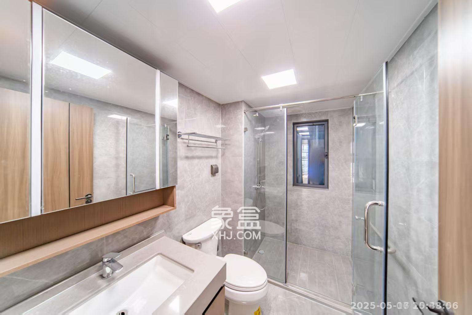 卓越洋湖晴翠 3室2厅2卫 3500.0元/月 卓越洋湖晴翠 3室2厅2卫 3500.0元/月室内图