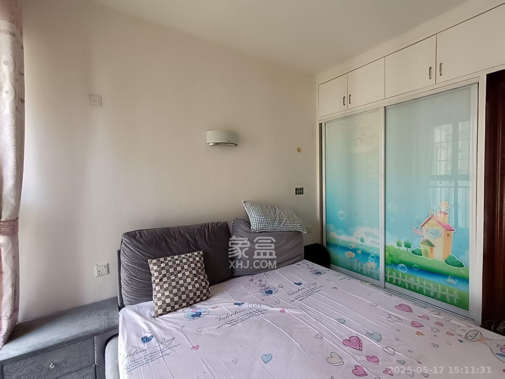 中建麓山和苑  3室2厅1卫   2000.00元/月室内图