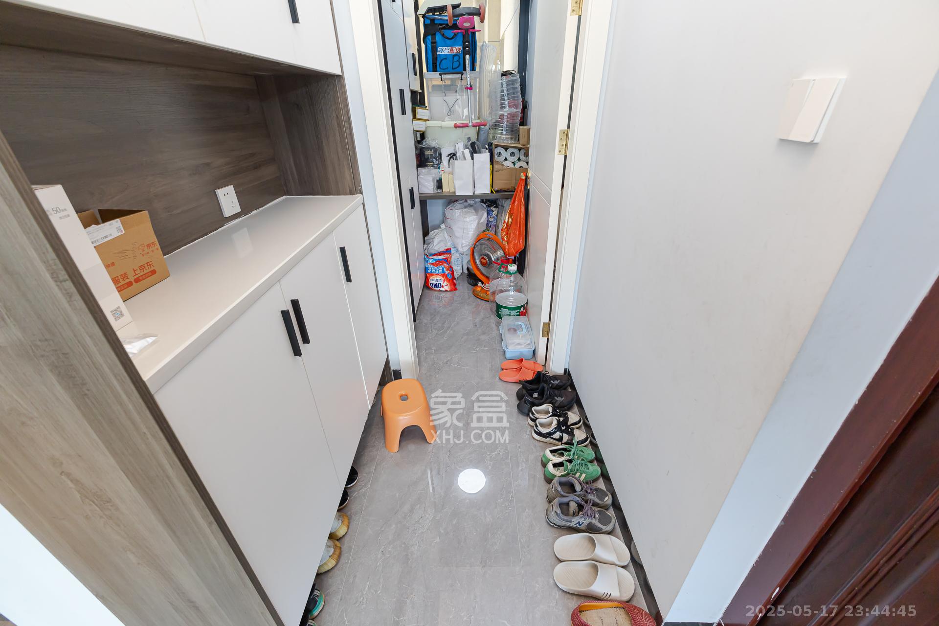 明发阅江悦府 3室2厅2卫 112.0万 明发阅江悦府 3室2厅2卫 112.0万卧室