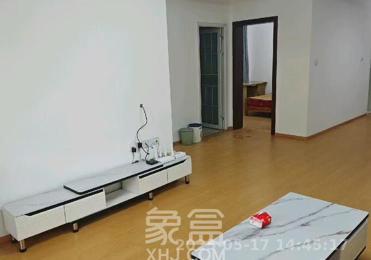 长盛岚庭  3室2厅2卫   2300.00元/月室内图