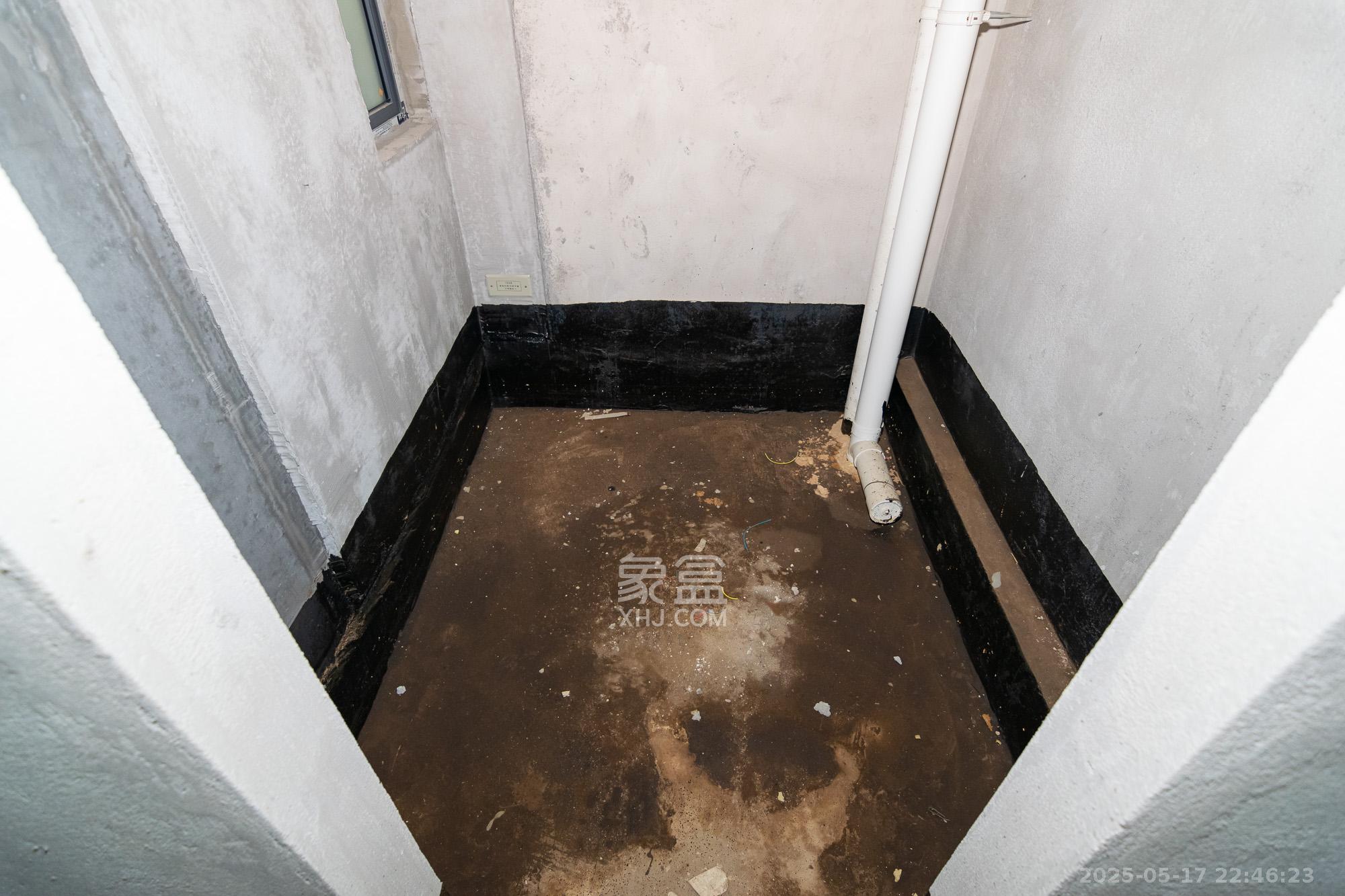 澳海月亮湾  3室2厅2卫   72.00万卫生间