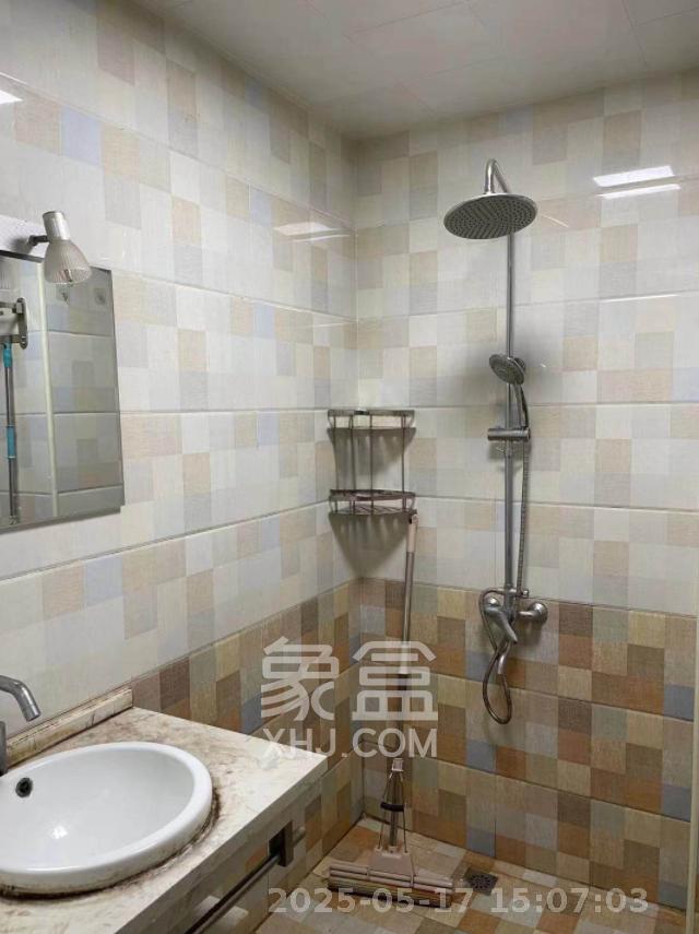 中南壹号院  1室1厅1卫   1700.00元/月室内图