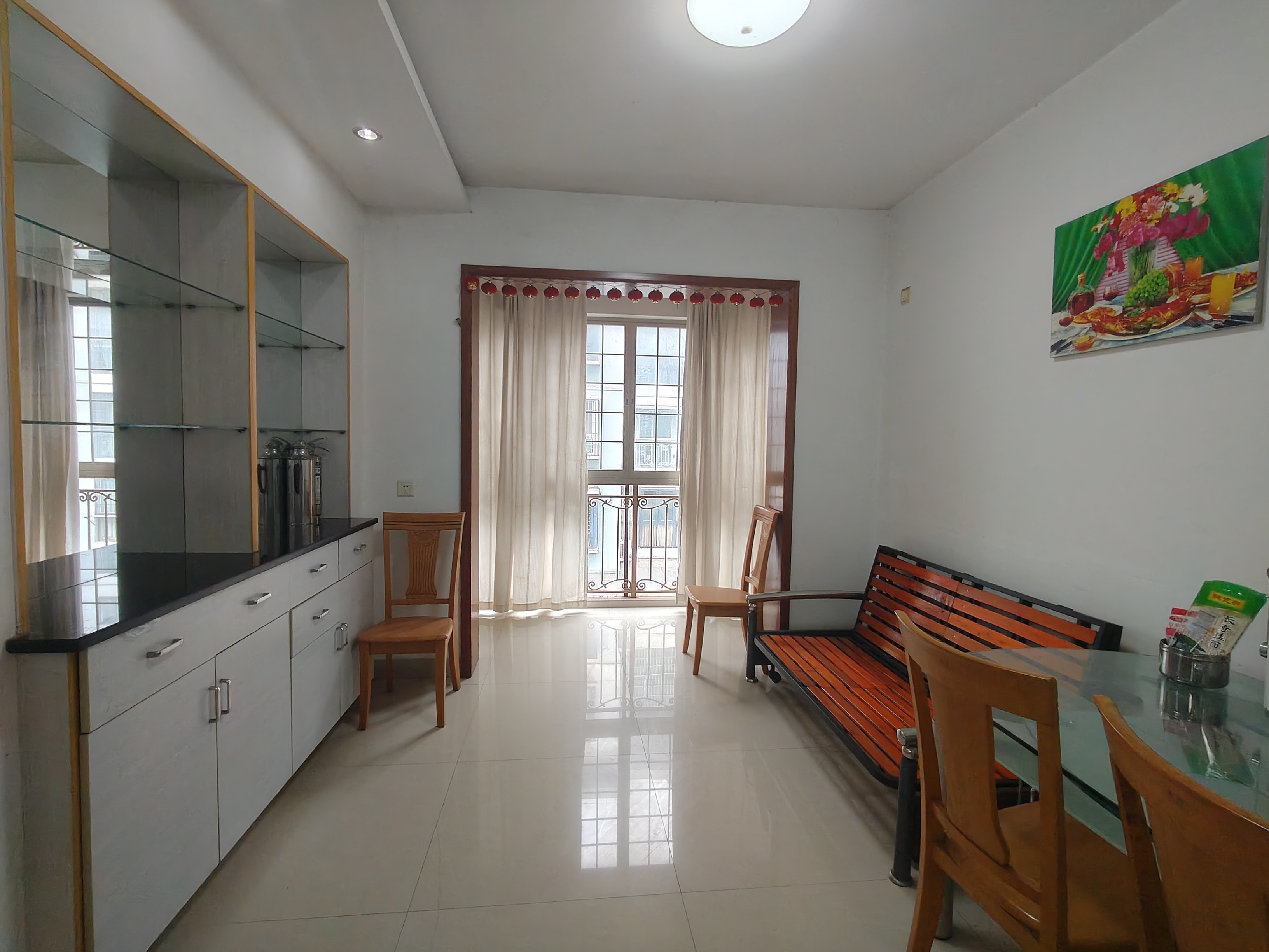 蒸湘世纪城 4室2厅2卫 1900.0元/月 蒸湘世纪城 4室2厅2卫 1900.0元/月室内图