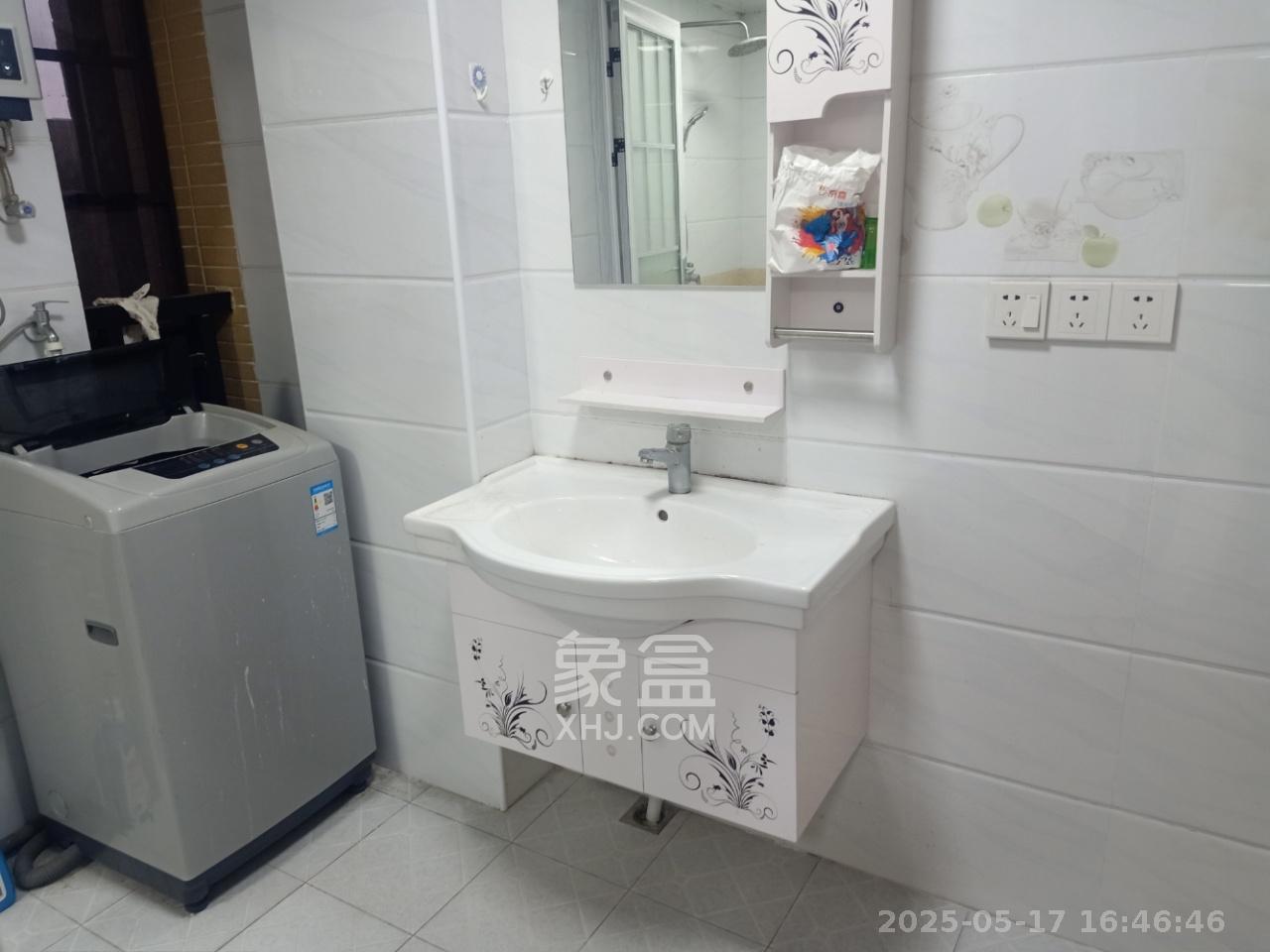 欧莱雅郡  2室1厅1卫   1800.00元/月室内图
