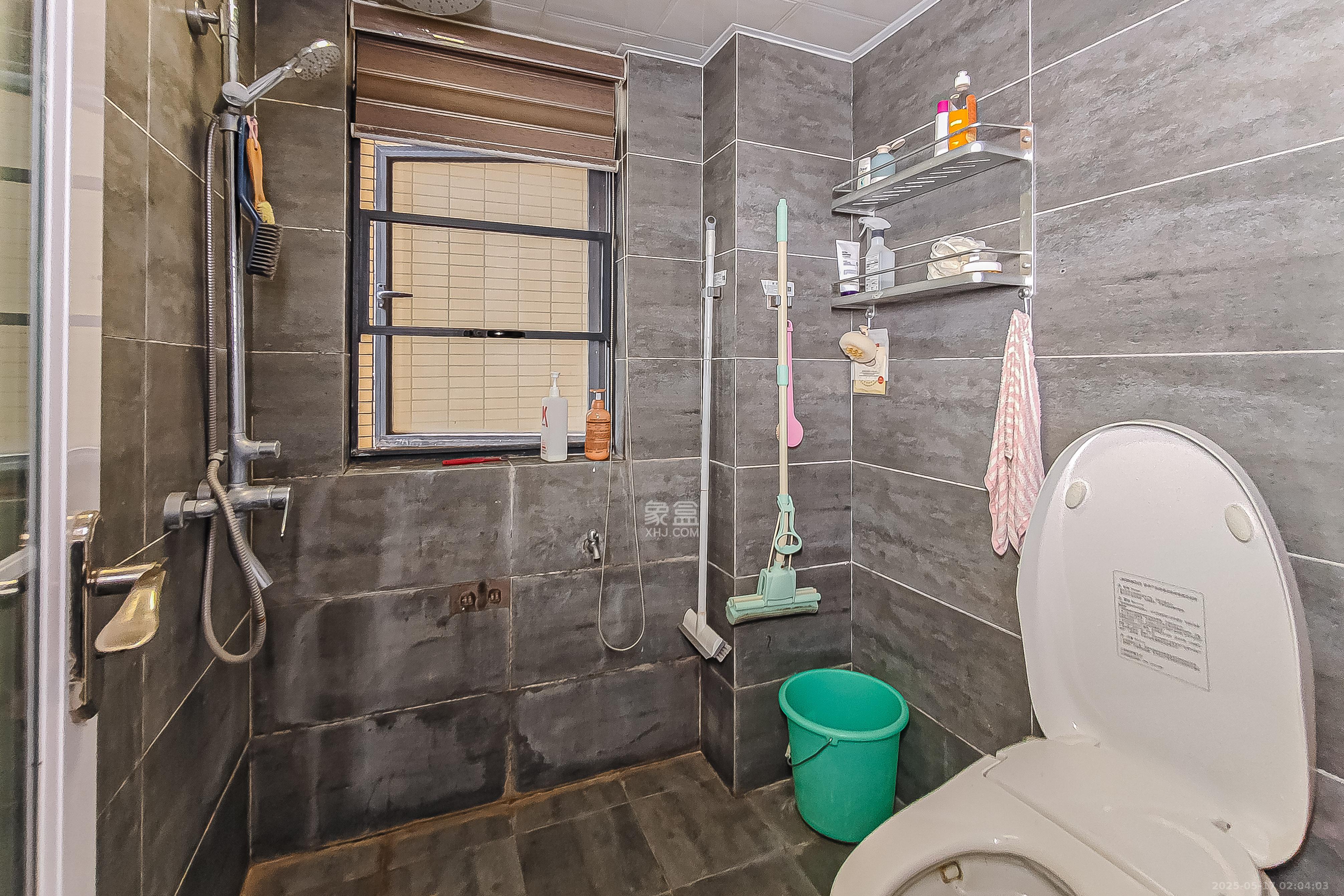 星城书香苑(星城书院)  2室2厅1卫    85.0万 星城书香苑(星城书院)  2室2厅1卫    85.0万卫生间