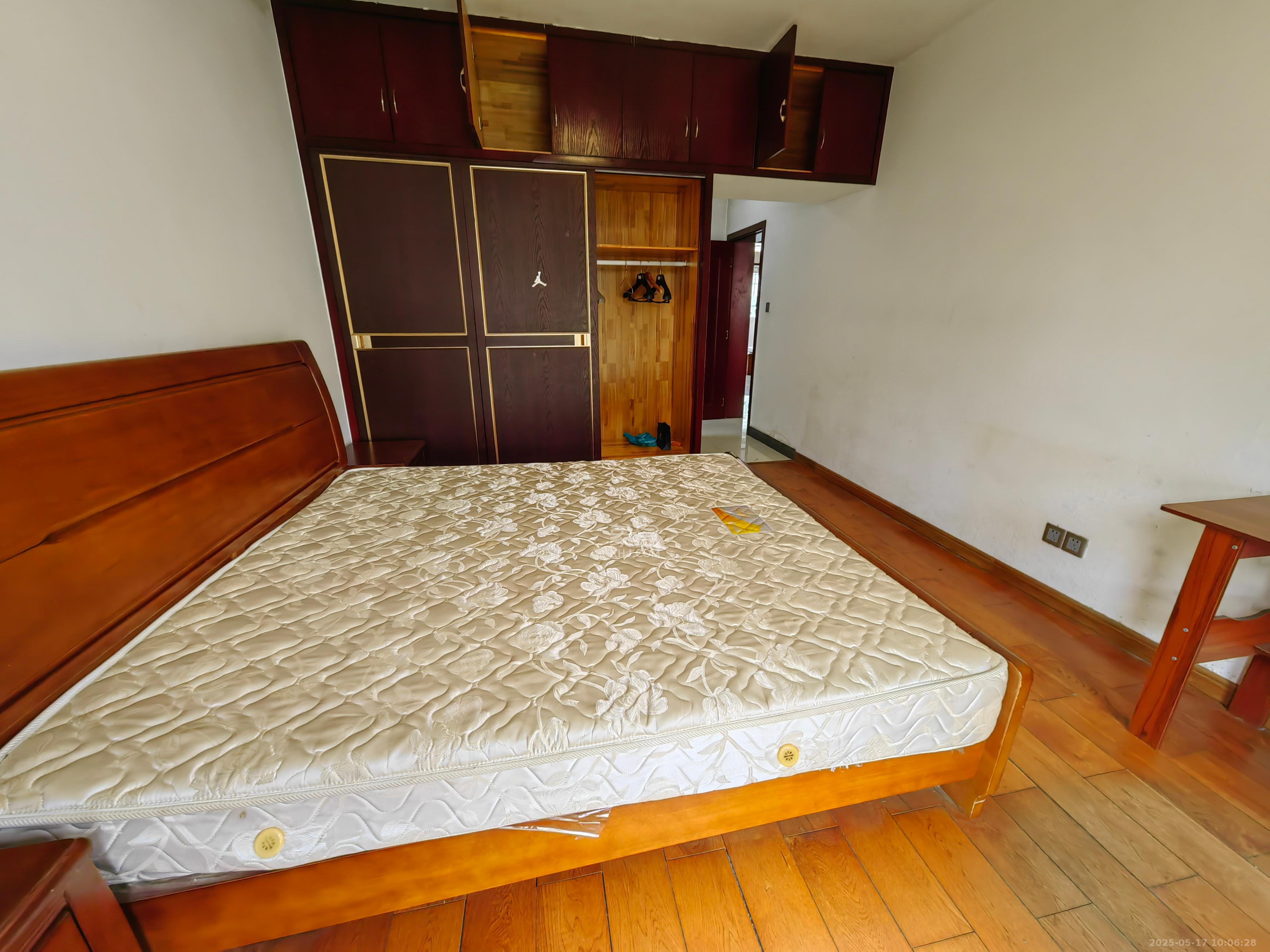 竹满人家 3室2厅2卫 2500.0元/月 竹满人家 3室2厅2卫 2500.0元/月室内图